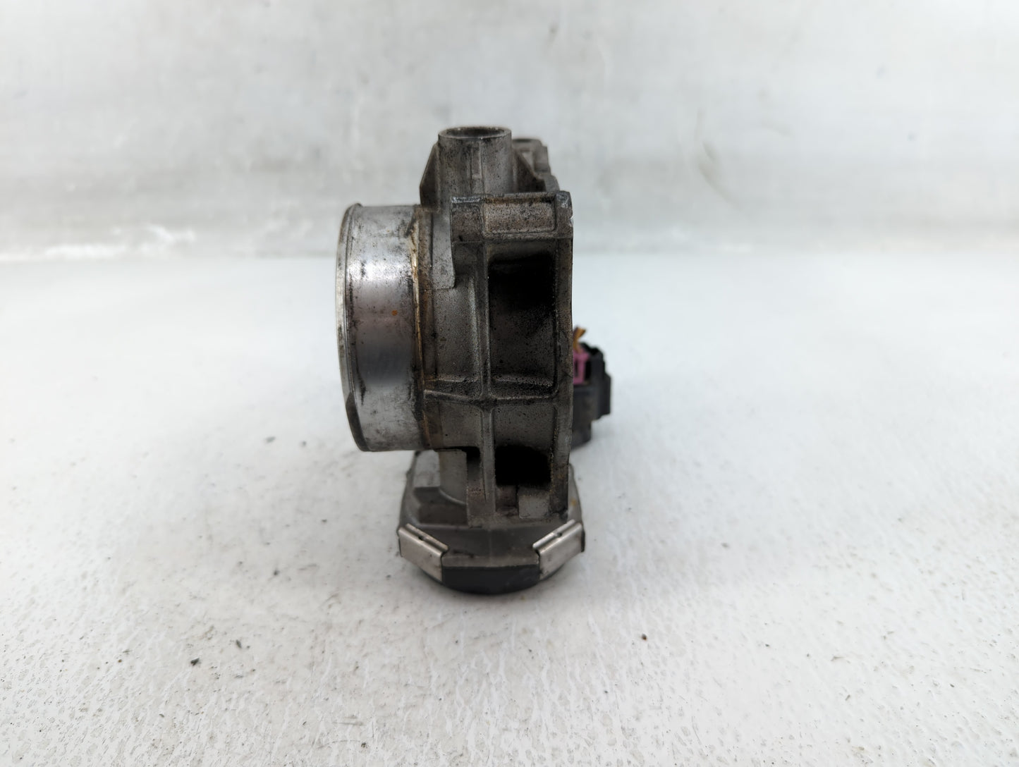 2010 Buick Lacrosse Throttle Body P/N:014 5 AA 994AA Fits Fits 2007 2008 2009 2011 2012 OEM Used Auto Parts - Oemusedautopar