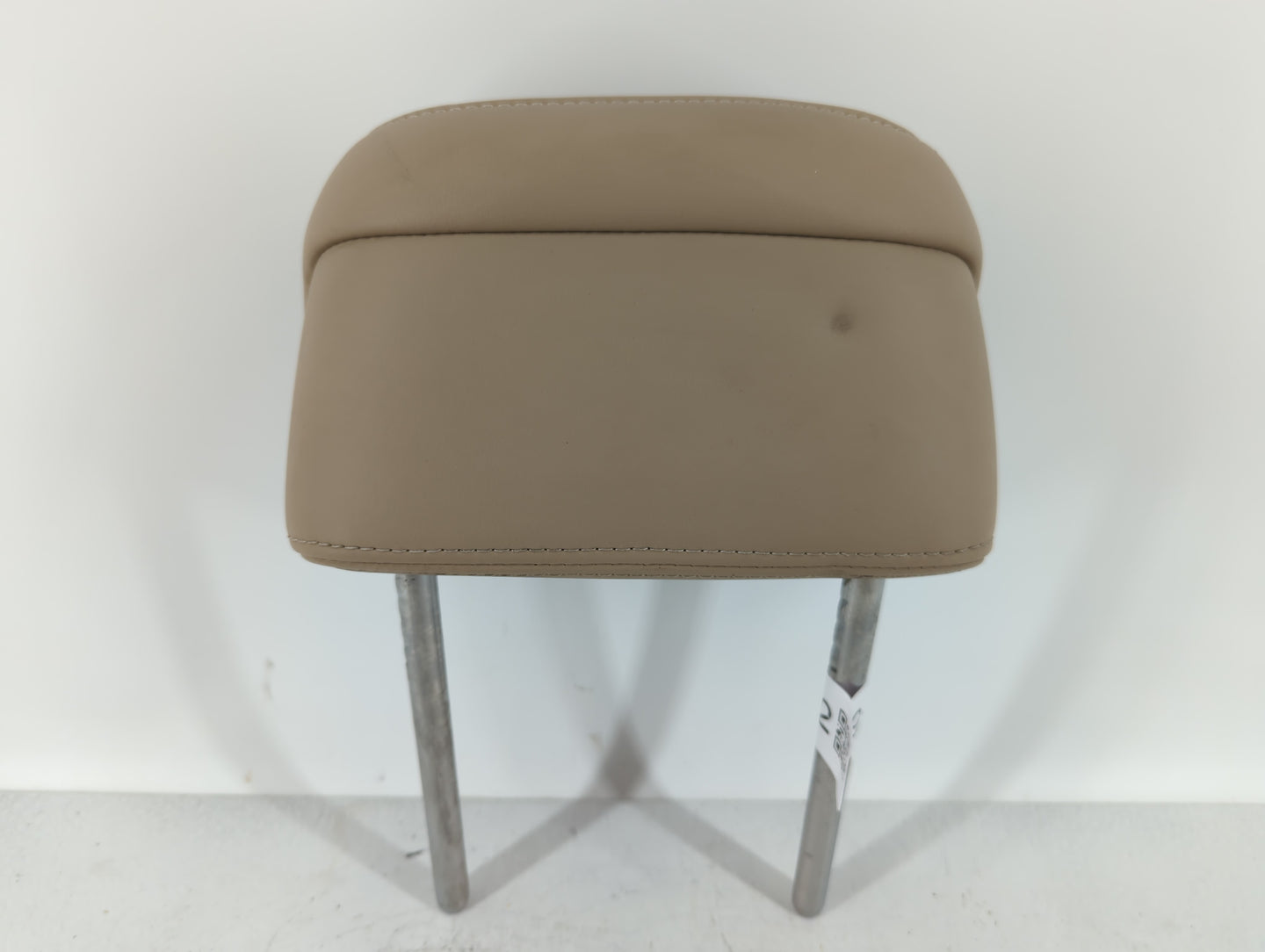 2011 Buick Lacrosse Headrest Head Rest Rear Center Seat Fits OEM Used Auto Parts - Oemusedautoparts1.com