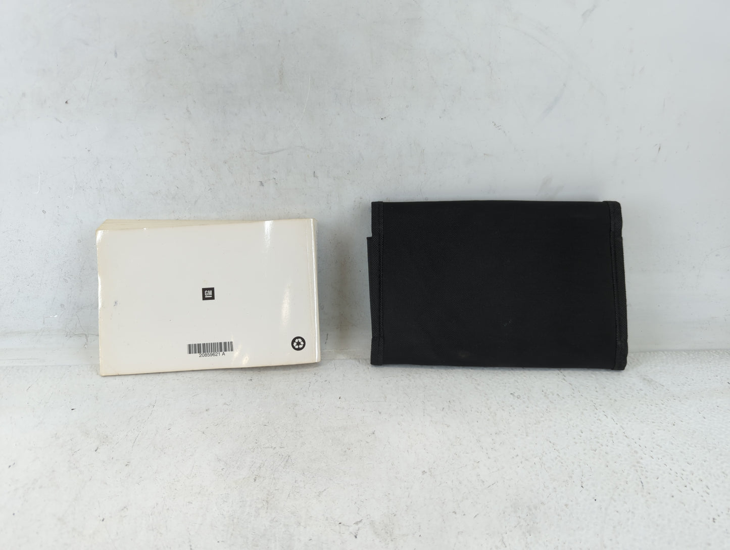 2011 Buick Lacrosse Owners Manual Book Guide P/N:20859621 A OEM Used Auto Parts - Oemusedautoparts1.com