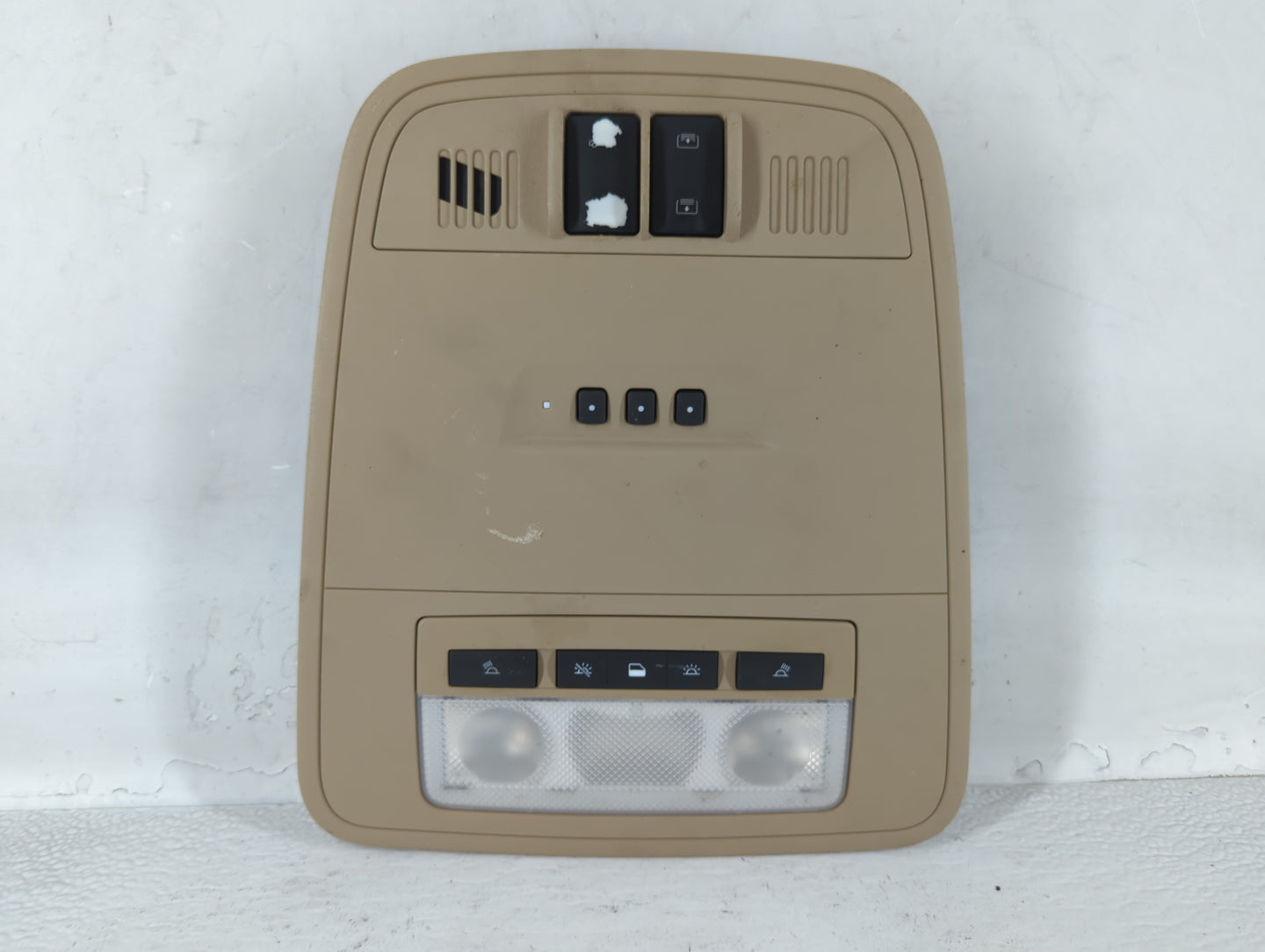 2010-2013 Buick Lacrosse Overhead Roof Console 692599 - Oemusedautoparts1.com