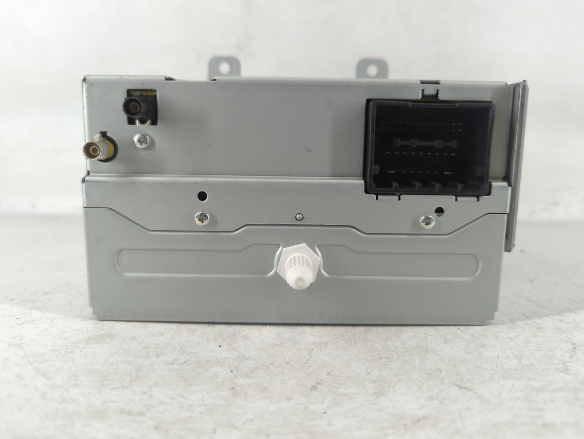 2011-2012 Buick Lacrosse Am Fm Cd Player Radio Receiver 692613 - Oemusedautoparts1.com