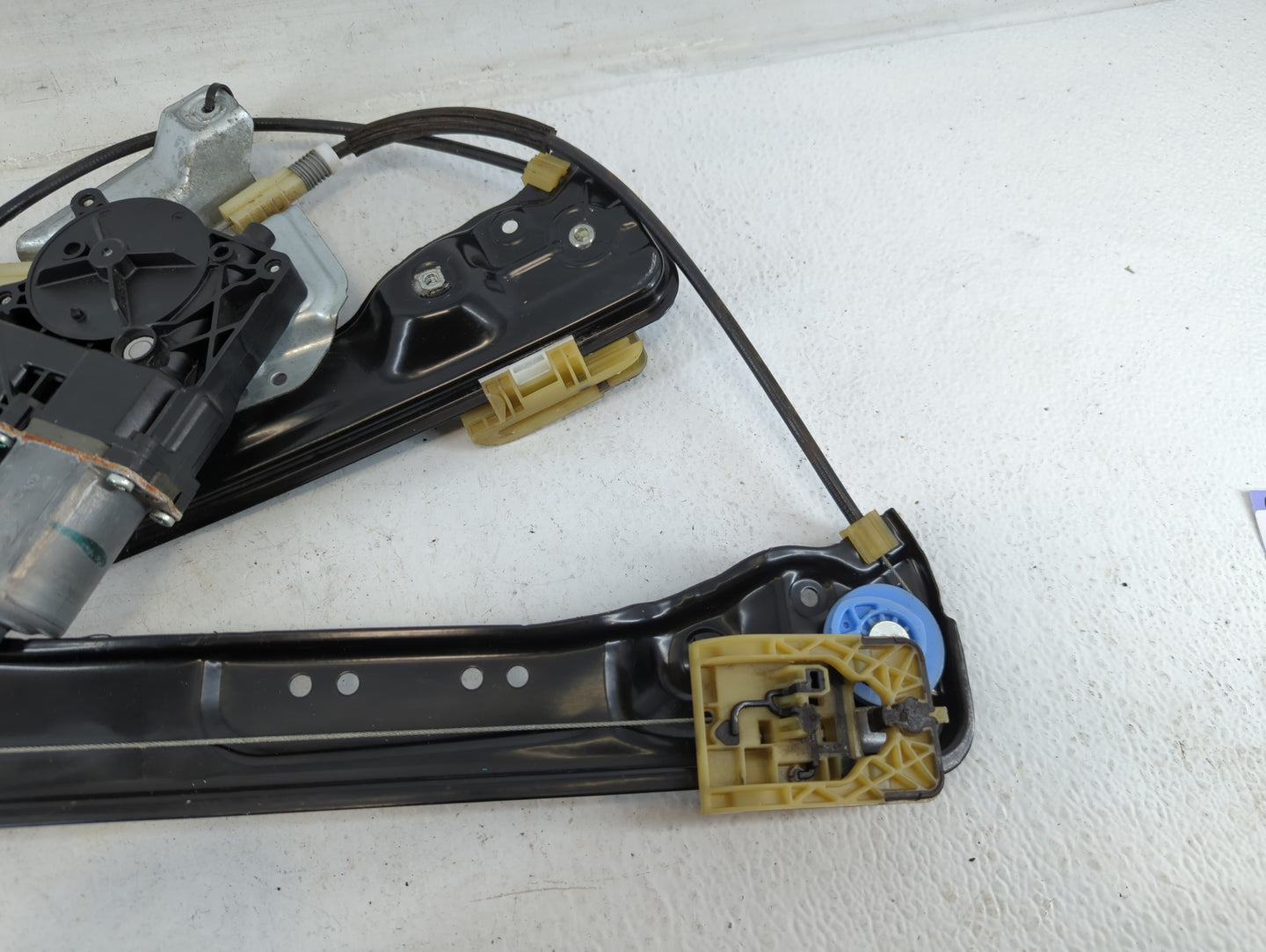 2011-2016 Buick Lacrosse Driver Left Front Window Regulator 700773 - Oemusedautoparts1.com