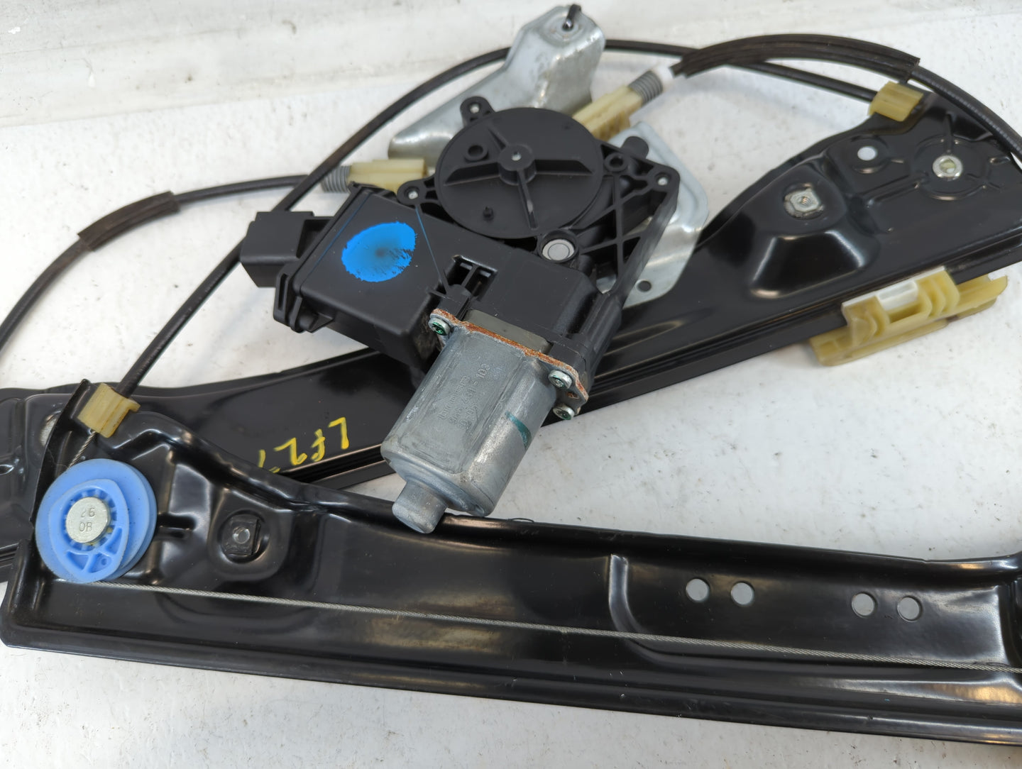 2011-2016 Buick Lacrosse Driver Left Front Window Regulator 700773 - Oemusedautoparts1.com
