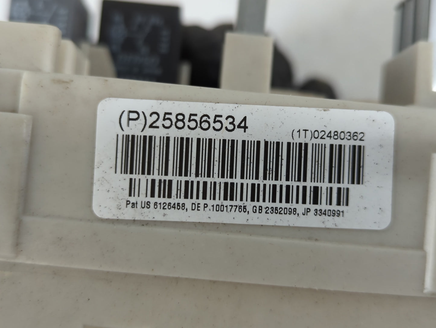 2011 Buick Lacrosse Fusebox Fuse Box Panel Relay Module P/N:25856534 Fits OEM Used Auto Parts - Oemusedautoparts1.com