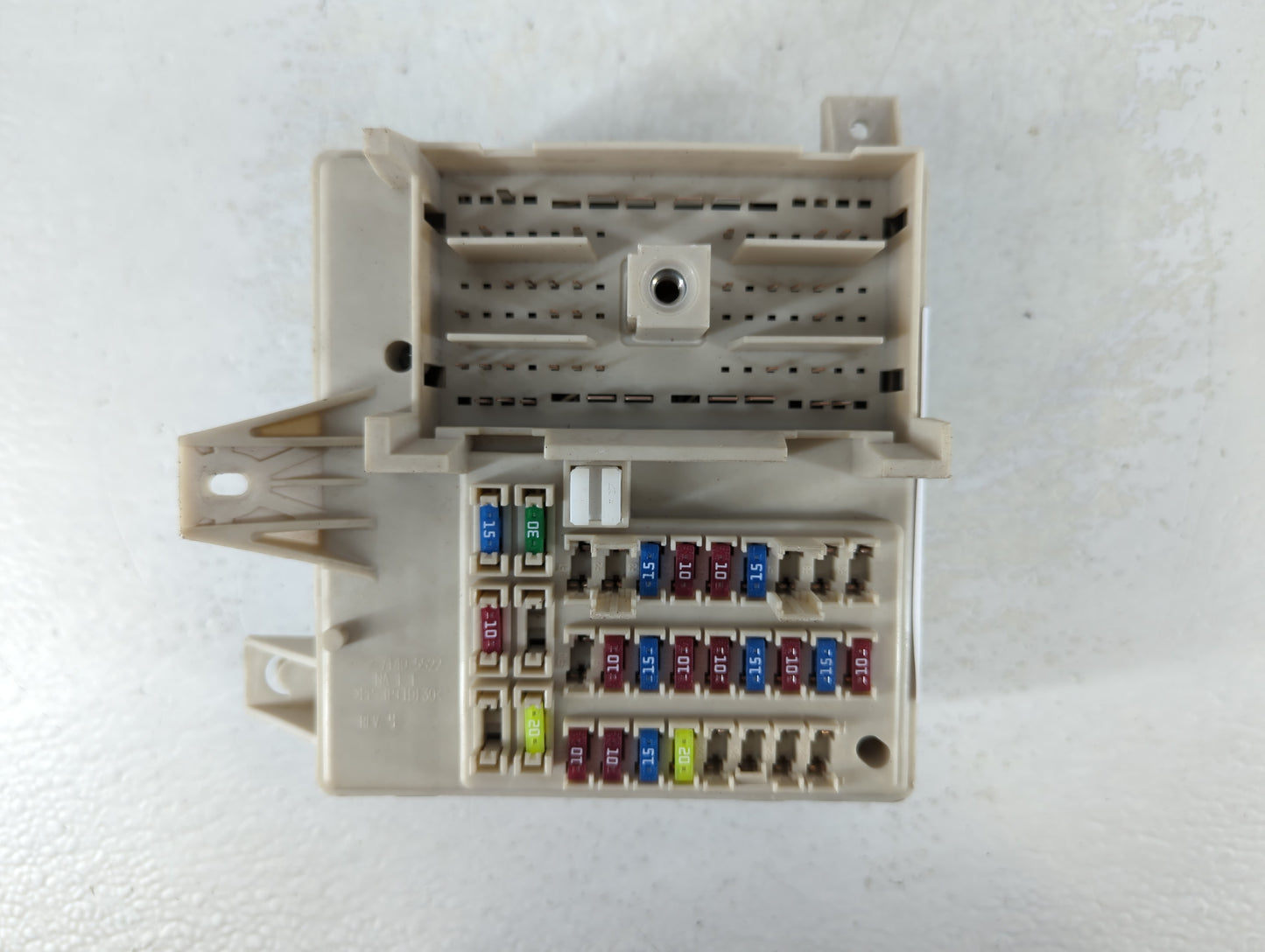 2011 Buick Lacrosse Fusebox Fuse Box Panel Relay Module P/N:25856534 Fits OEM Used Auto Parts - Oemusedautoparts1.com