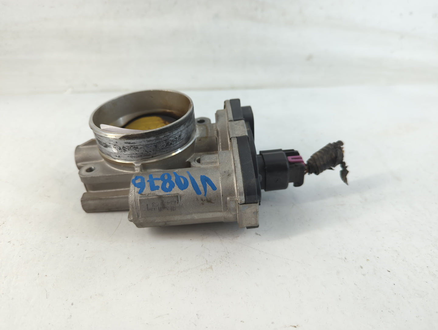 2010-2011 Buick Lacrosse Throttle Body P/N:0486 1691 AA Fits Fits 2007 2008 2009 2010 2011 OEM Used Auto Parts - Oemusedauto