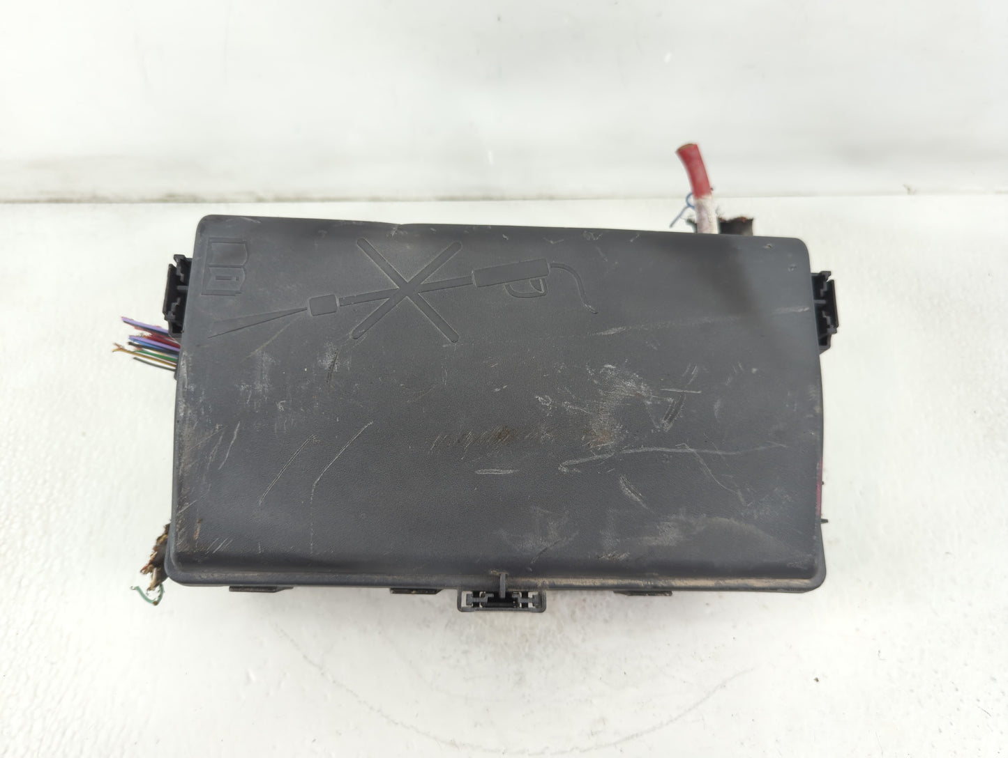 2011 Buick Lacrosse Fusebox Fuse Box Panel Relay Module P/N:812461952 Fits OEM Used Auto Parts - Oemusedautoparts1.com