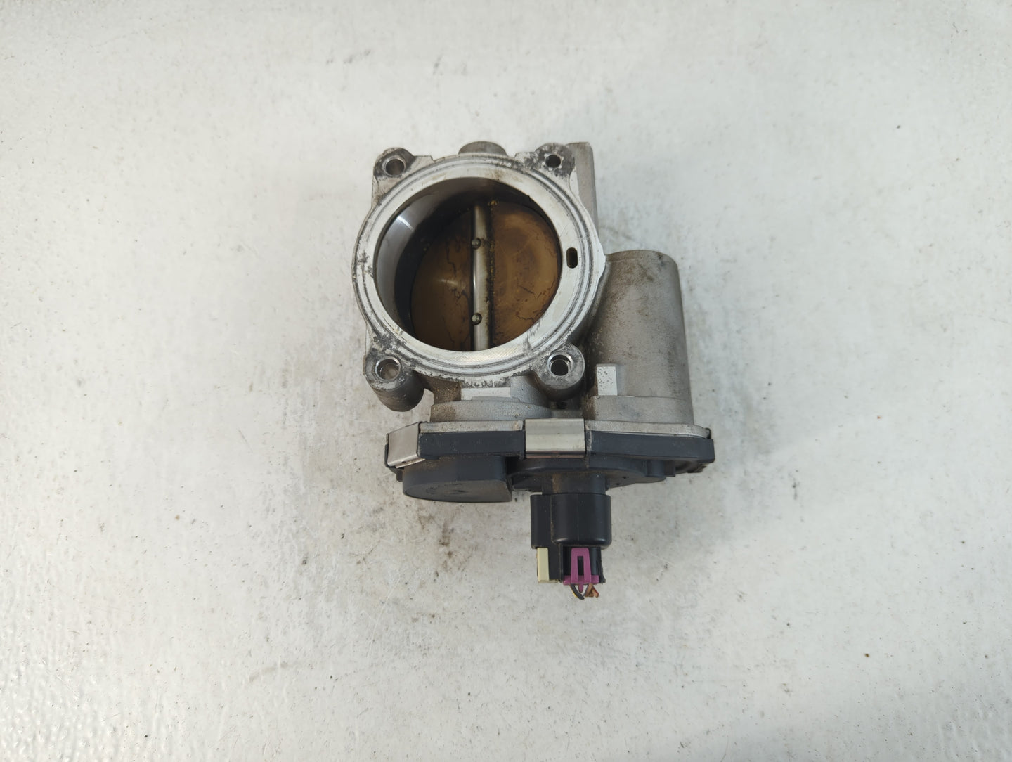 2010-2011 Buick Lacrosse Throttle Body P/N:995AA1909C Fits Fits 2007 2008 2009 2010 2011 OEM Used Auto Parts - Oemusedautopa