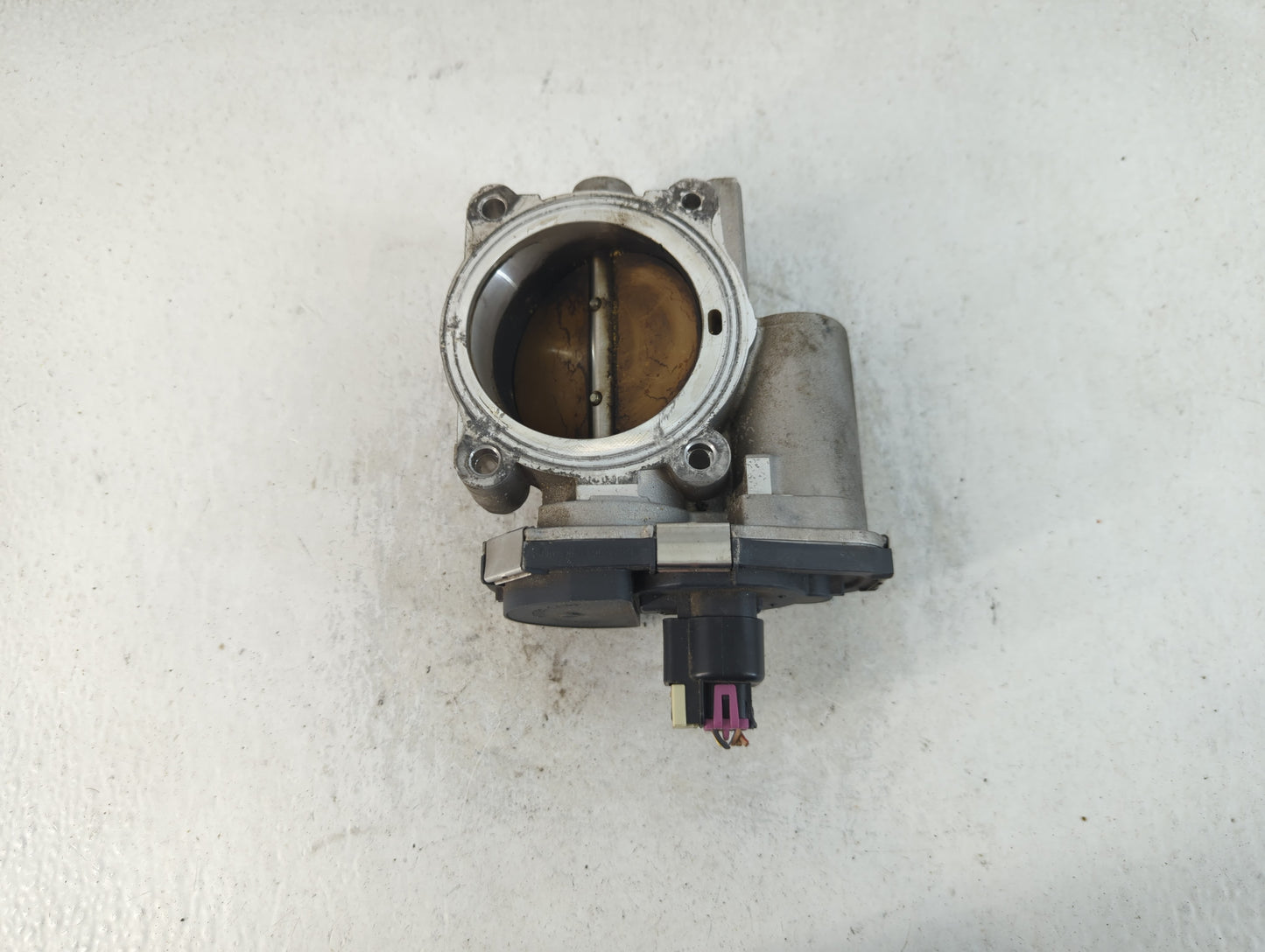 2010-2011 Buick Lacrosse Throttle Body P/N:995AA1909C Fits Fits 2007 2008 2009 2010 2011 OEM Used Auto Parts - Oemusedautopa
