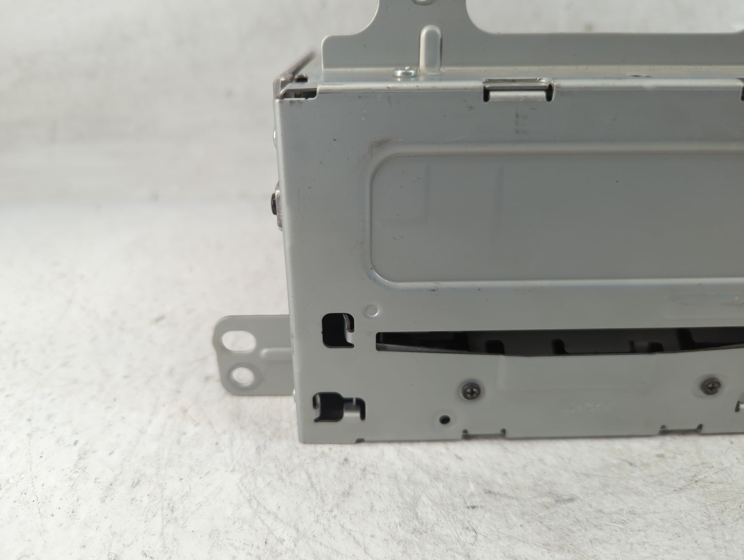 2011-2012 Buick Lacrosse Radio AM FM Cd Player Receiver Replacement P/N:20983517 Fits Fits 2010 2011 2012 OEM Used Auto Part