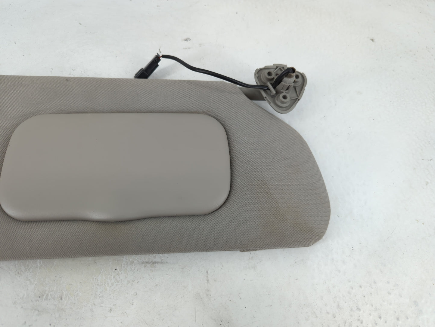 2006-2011 Buick Lucerne Sun Visor Shade Replacement Passenger Right Mirror Fits Fits 2006 2007 2008 2009 2010 2011 OEM Used 