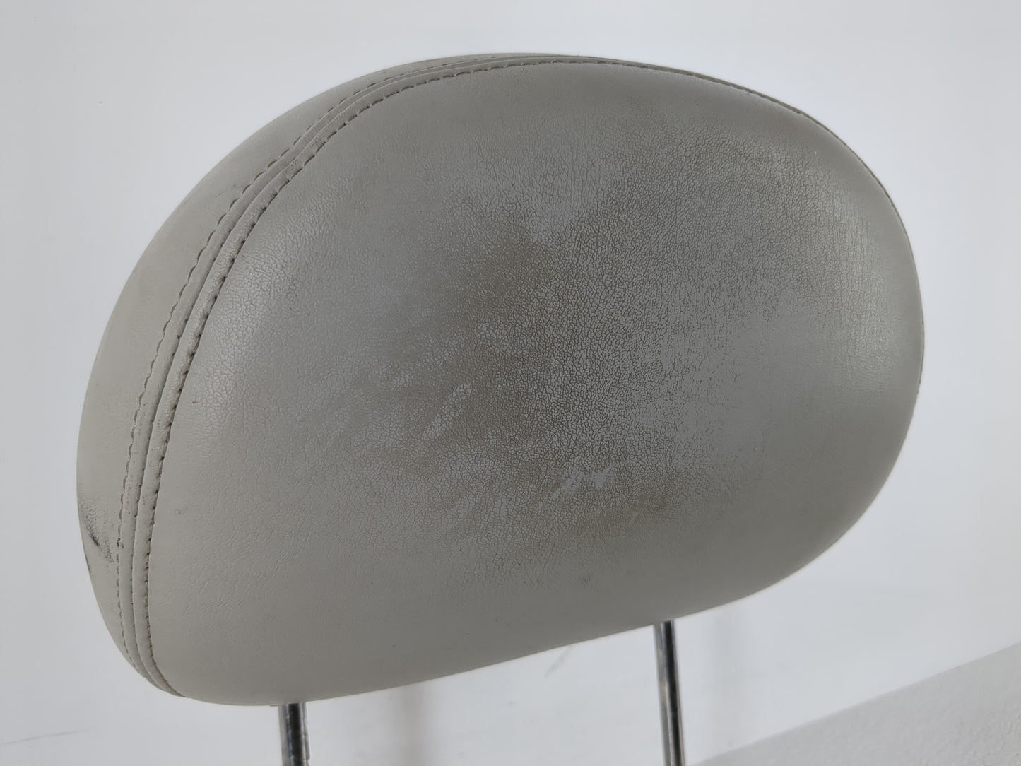 2011-2011 Buick Lucerne Headrest Head Rest Front Driver Passenger Seat - Oemusedautoparts1.com