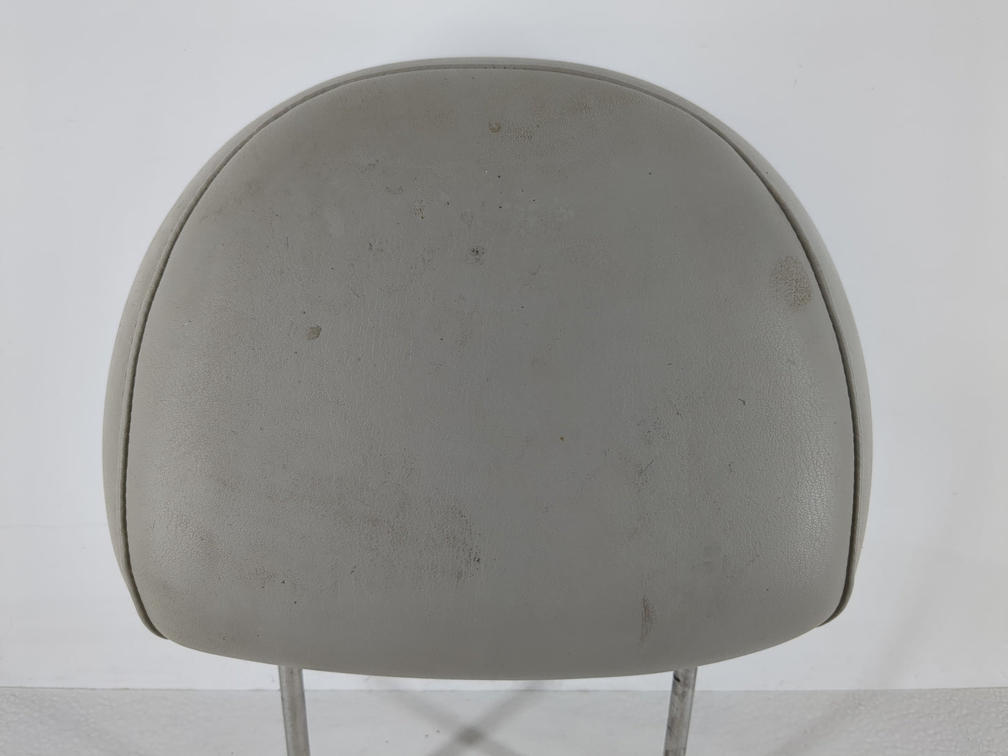 2011-2011 Buick Lucerne Headrest Head Rest Front Driver Passenger Seat - Oemusedautoparts1.com