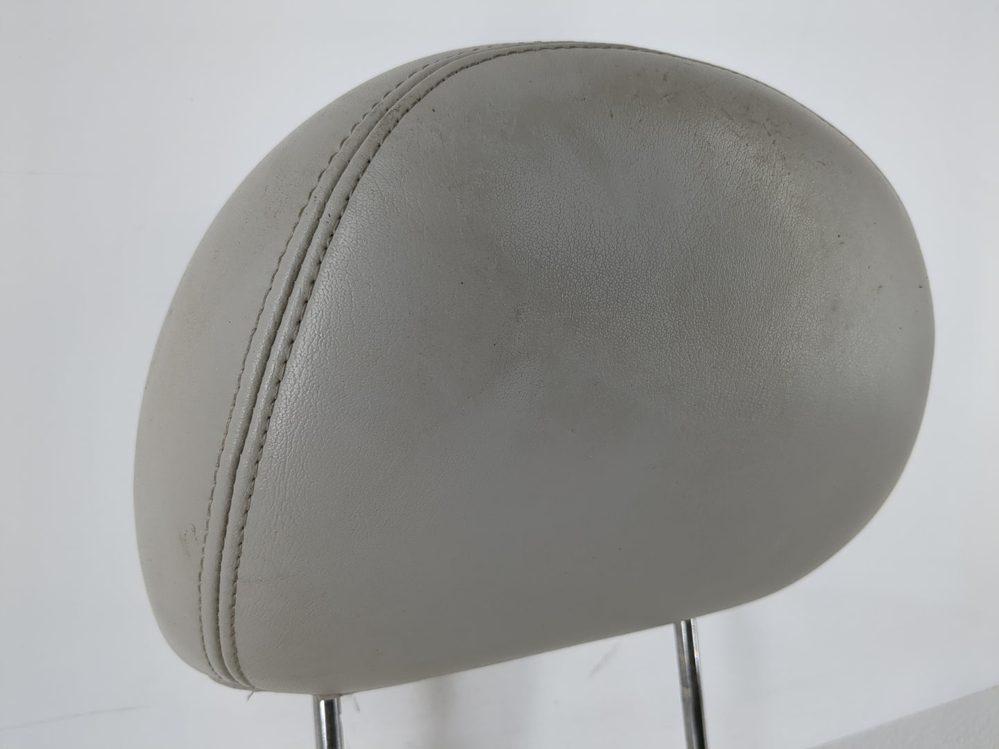 2011 Buick Lucerne Headrest Head Rest Front Driver Passenger Seat Fits OEM Used Auto Parts - Oemusedautoparts1.com