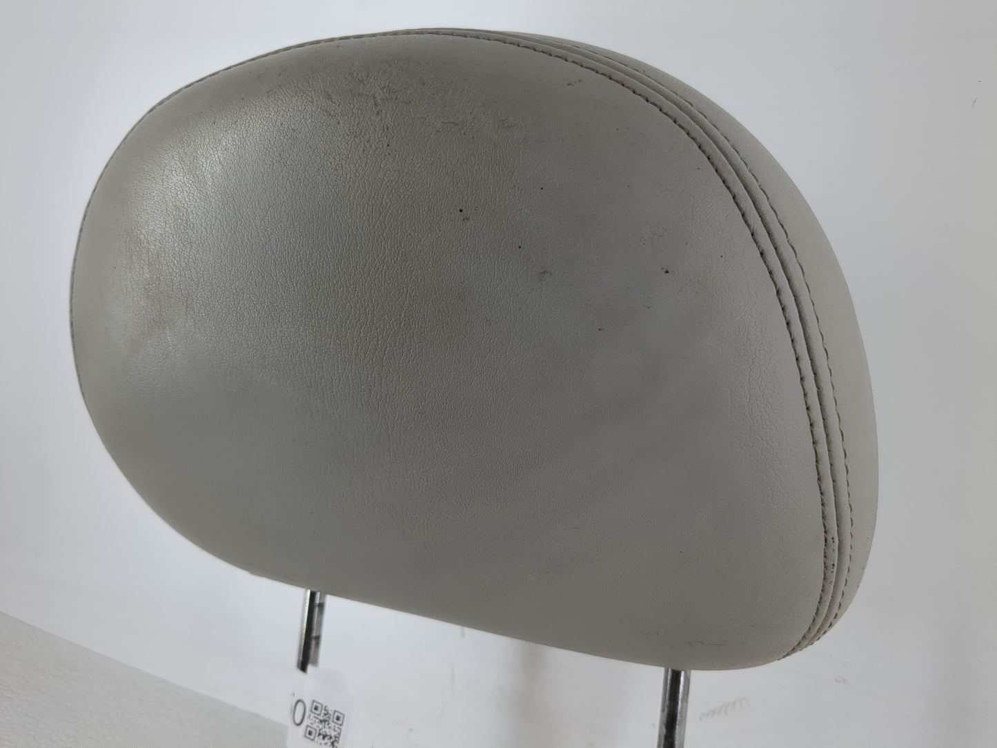 2011 Buick Lucerne Headrest Head Rest Front Driver Passenger Seat Fits OEM Used Auto Parts - Oemusedautoparts1.com