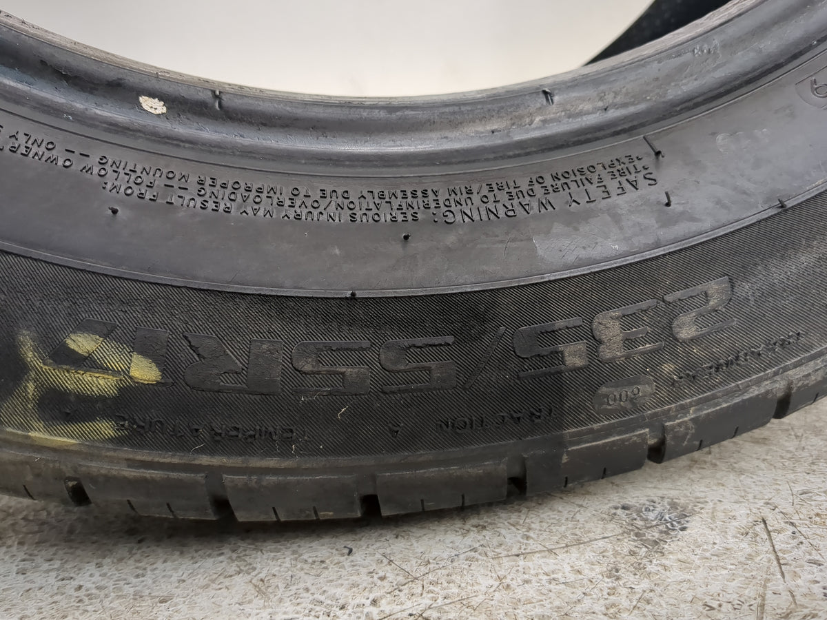Used Tire 235/55R17 GT RADIAL MAXTOUR LX 99H - Tread Depth 9/32 - Oemusedautoparts1.com