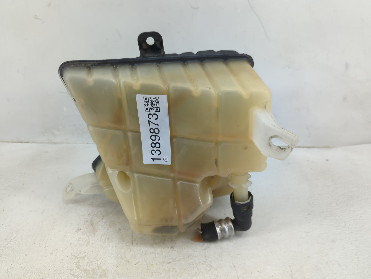 2006-2011 Buick Lucerne Radiator Coolant Overflow Expansion Tank Bottle 1389873 - Oemusedautoparts1.com
