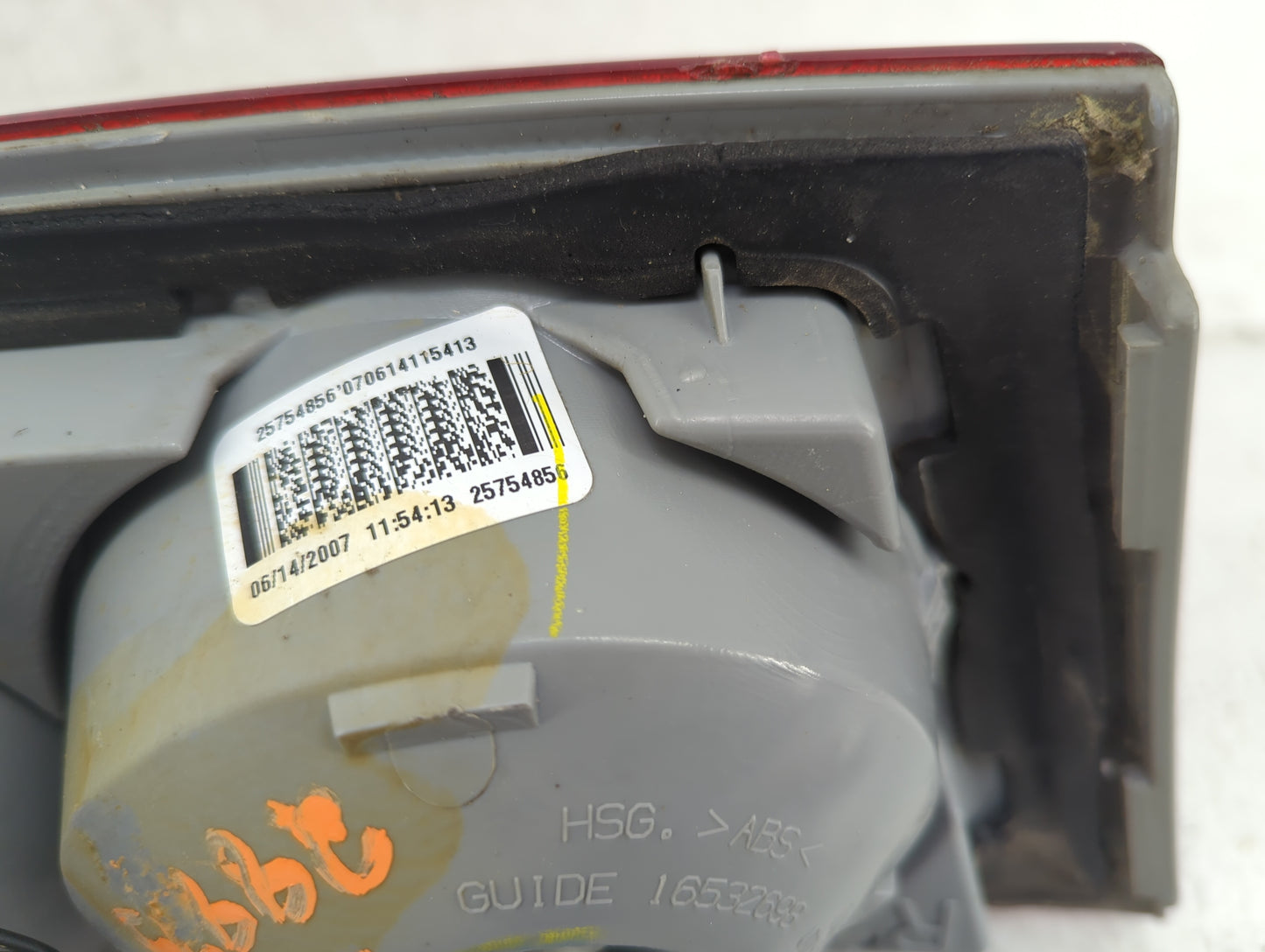 2006-2011 Buick Lucerne Tail Light Assembly Driver Left OEM P/N:25754856 Fits Fits 2006 2007 2008 2009 2010 2011 OEM Used Au
