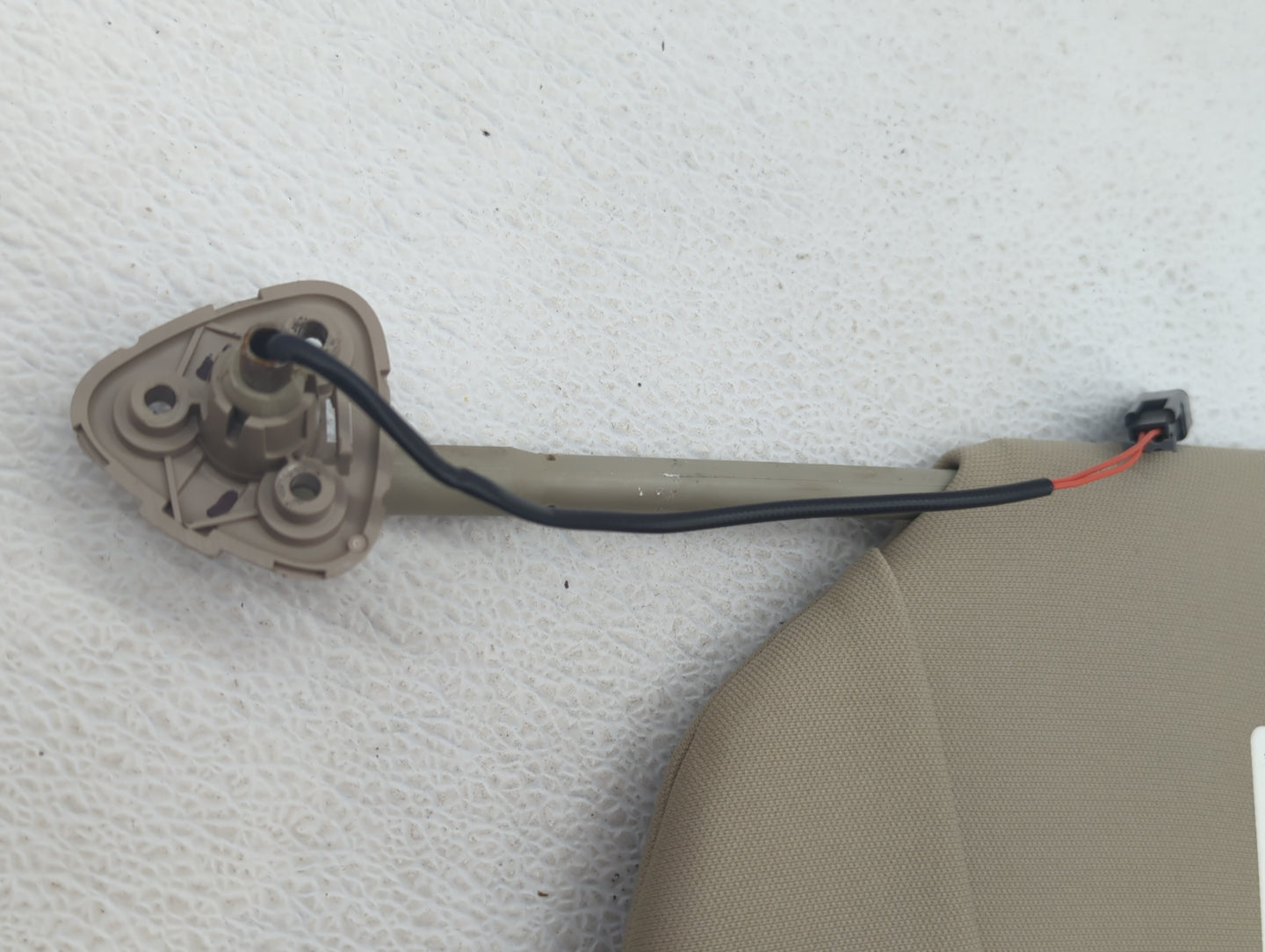 2006-2011 Buick Lucerne Sun Visor Shade Replacement Passenger Right Mirror Fits Fits 2006 2007 2008 2009 2010 2011 OEM Used 