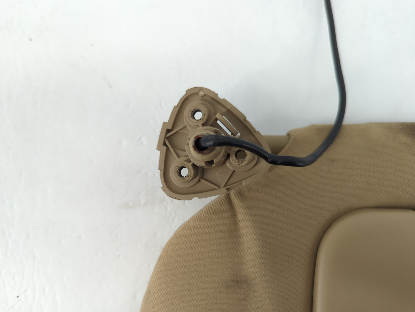 2006-2011 Buick Lucerne Sun Visor Shade Replacement Driver Left Mirror Fits Fits 2006 2007 2008 2009 2010 2011 OEM Used Auto