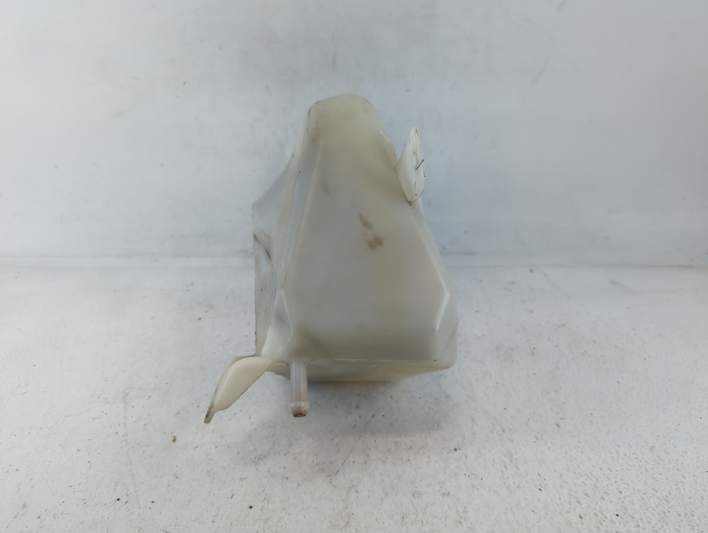 2006-2011 Buick Lucerne Radiator Coolant Overflow Expansion Tank Bottle 686765 - Oemusedautoparts1.com