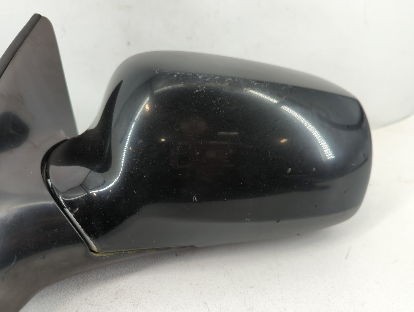 2010-2011 Buick Lucerne Driver Left Side View Manual Door Mirror Black - Oemusedautoparts1.com