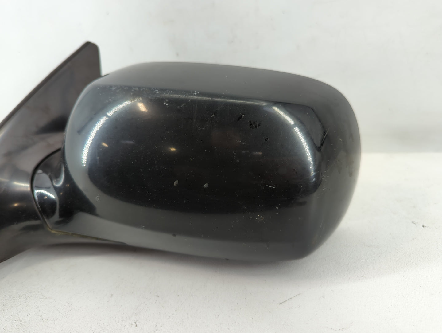 2010-2011 Buick Lucerne Driver Left Side View Manual Door Mirror Black - Oemusedautoparts1.com