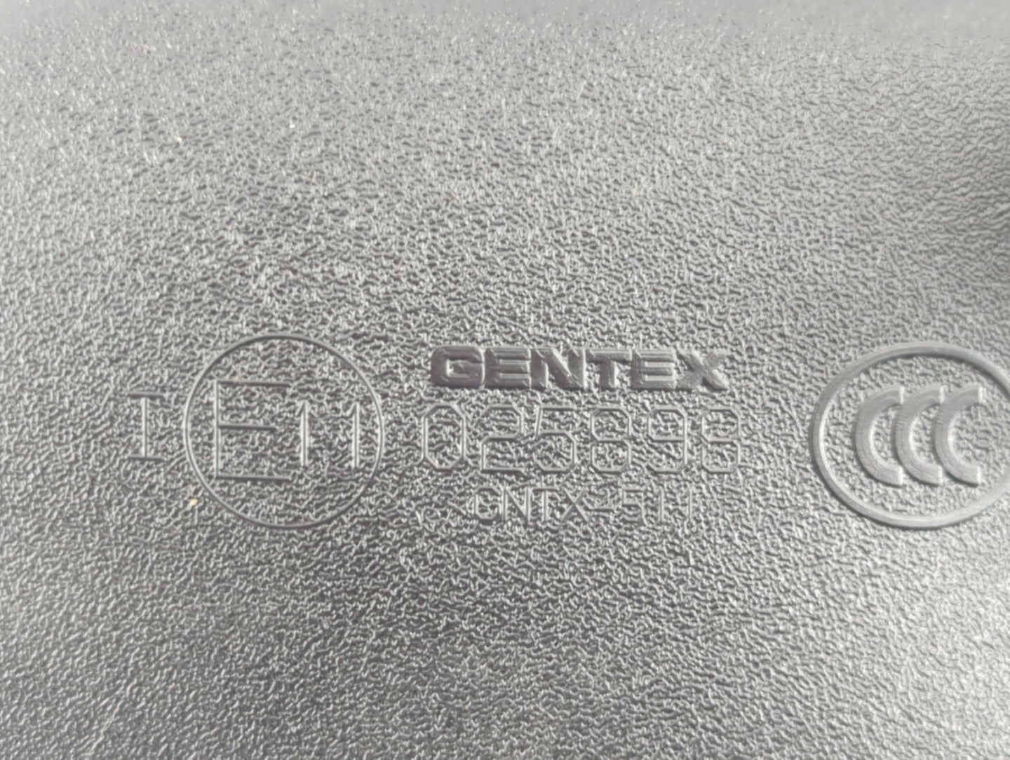 2006-2011 Buick Lucerne Interior Rear View Mirror Replacement OEM P/N:E11025898 Fits OEM Used Auto Parts - Oemusedautoparts1