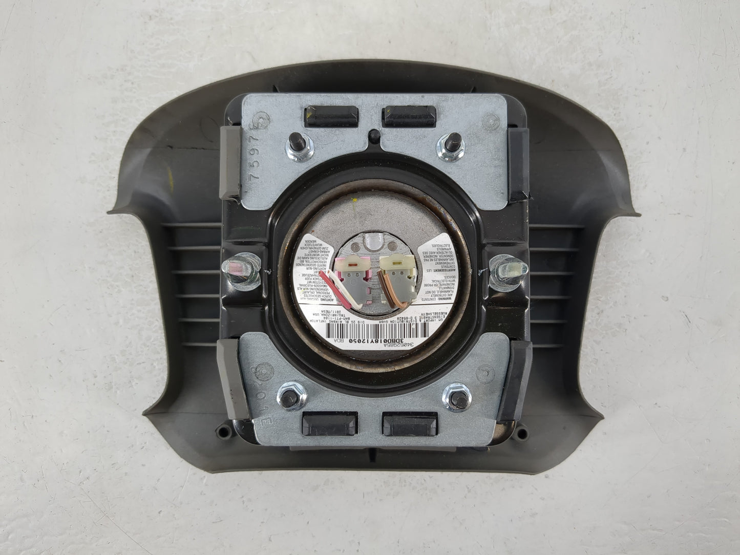 2007-2011 Buick Lucerne Air Bag Driver Left Steering Wheel Mounted - Oemusedautoparts1.com