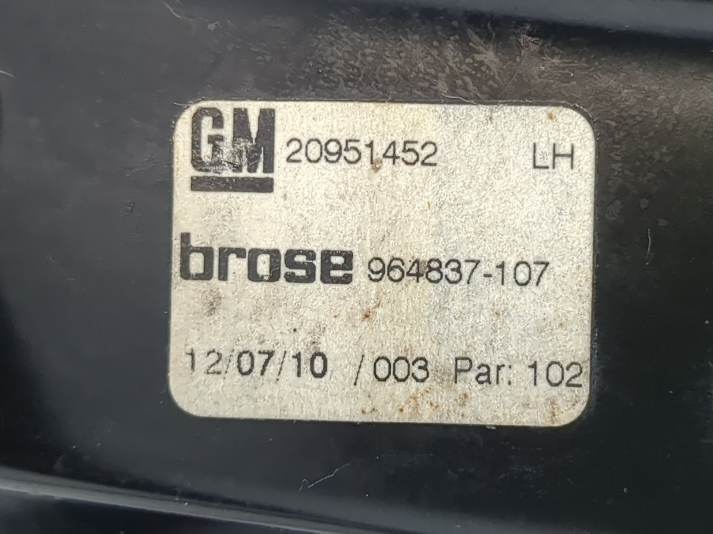 2011-2017 Buick Regal Driver Left Front Window Regulator - Oemusedautoparts1.com