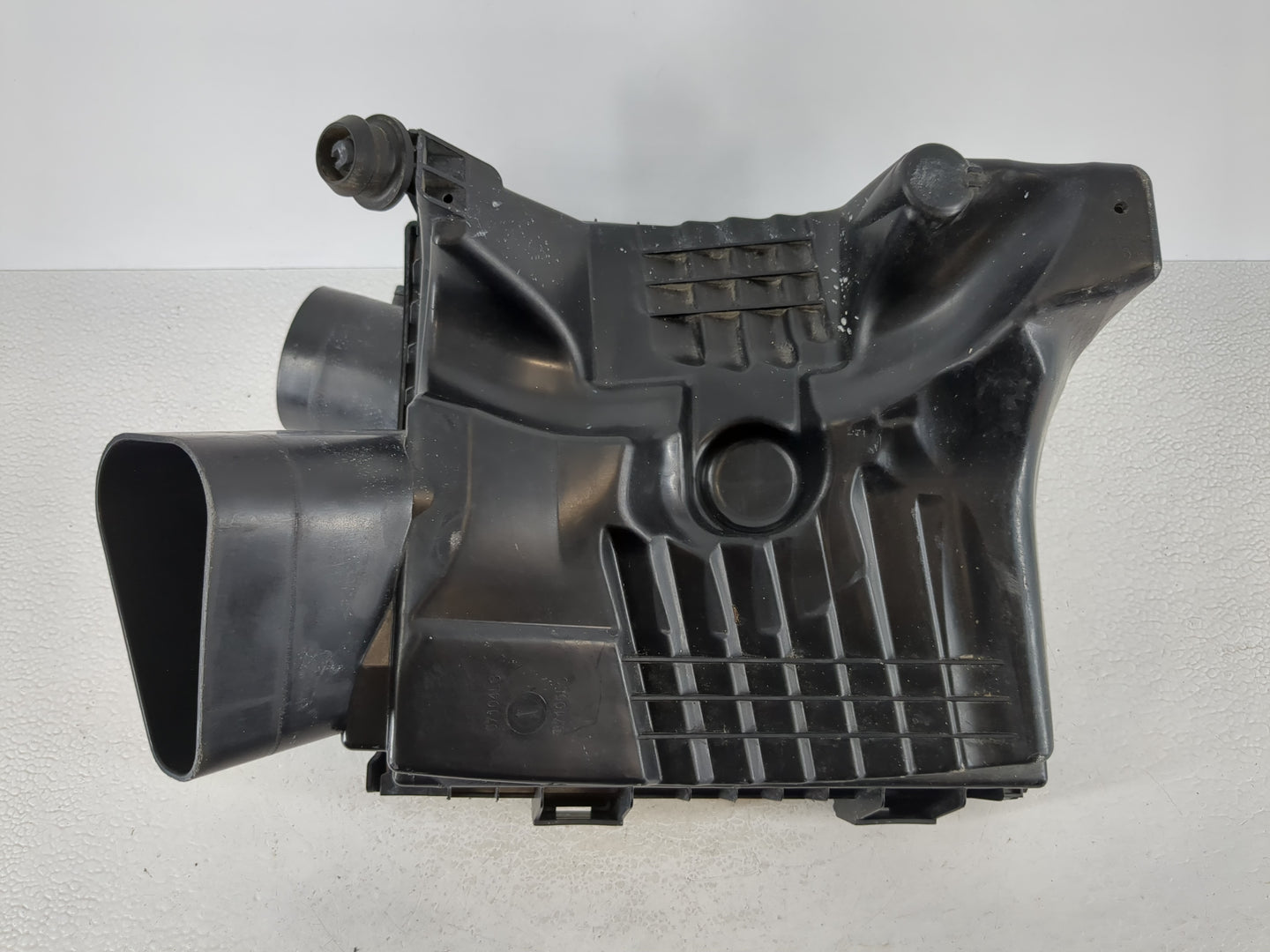 2011 Buick Regal Air Cleaner Intake-duct Hose Tube - Oemusedautoparts1.com