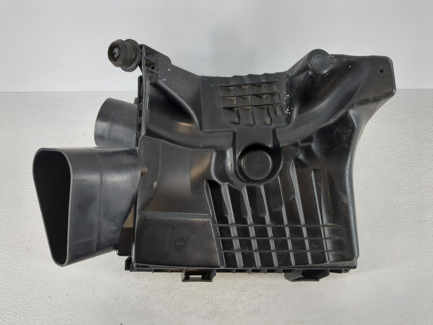 2011 Buick Regal Air Cleaner Intake-duct Hose Tube - Oemusedautoparts1.com