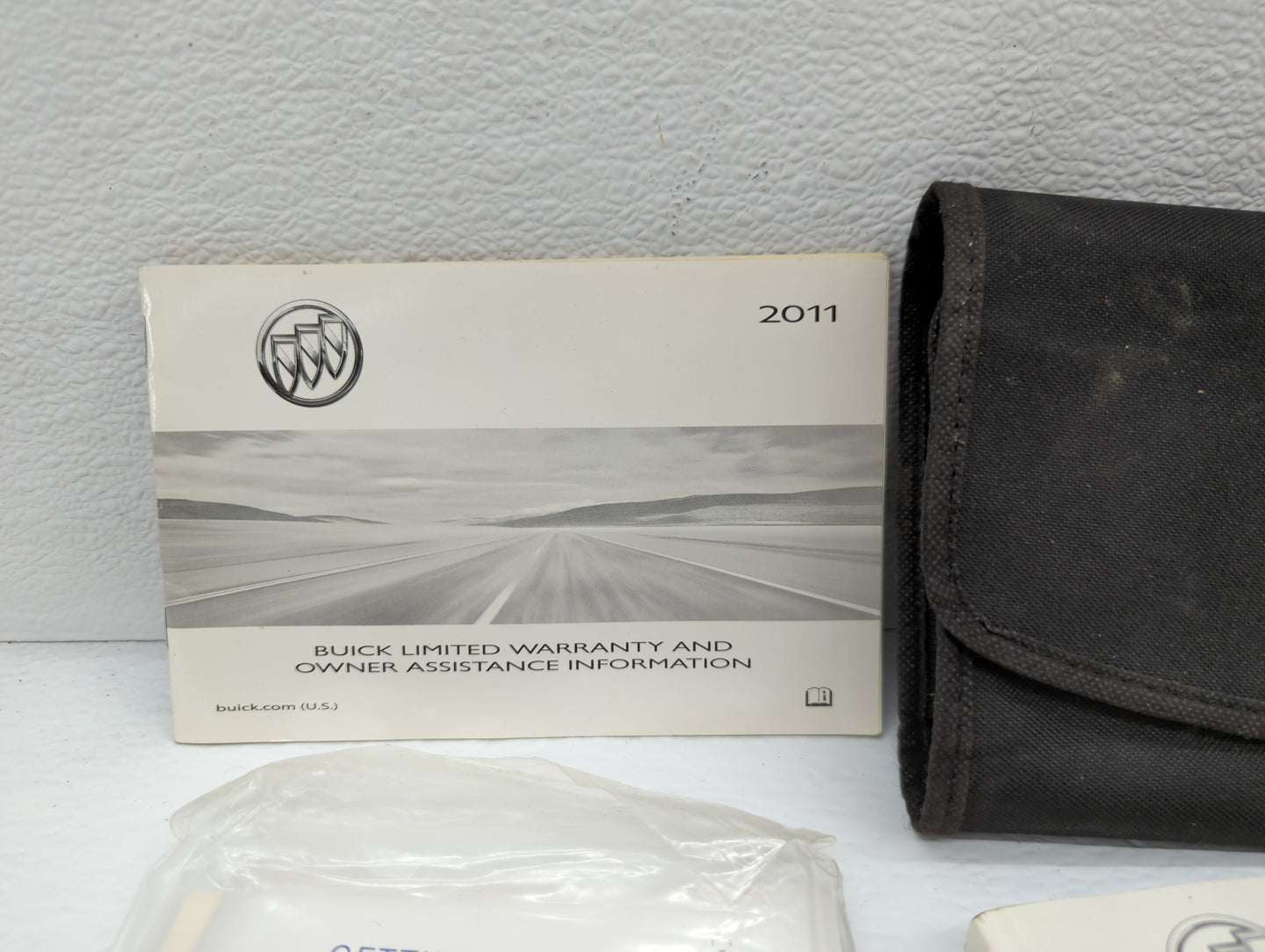 2011 Buick Regal Owners Manual Book Guide OEM Used Auto Parts - Oemusedautoparts1.com