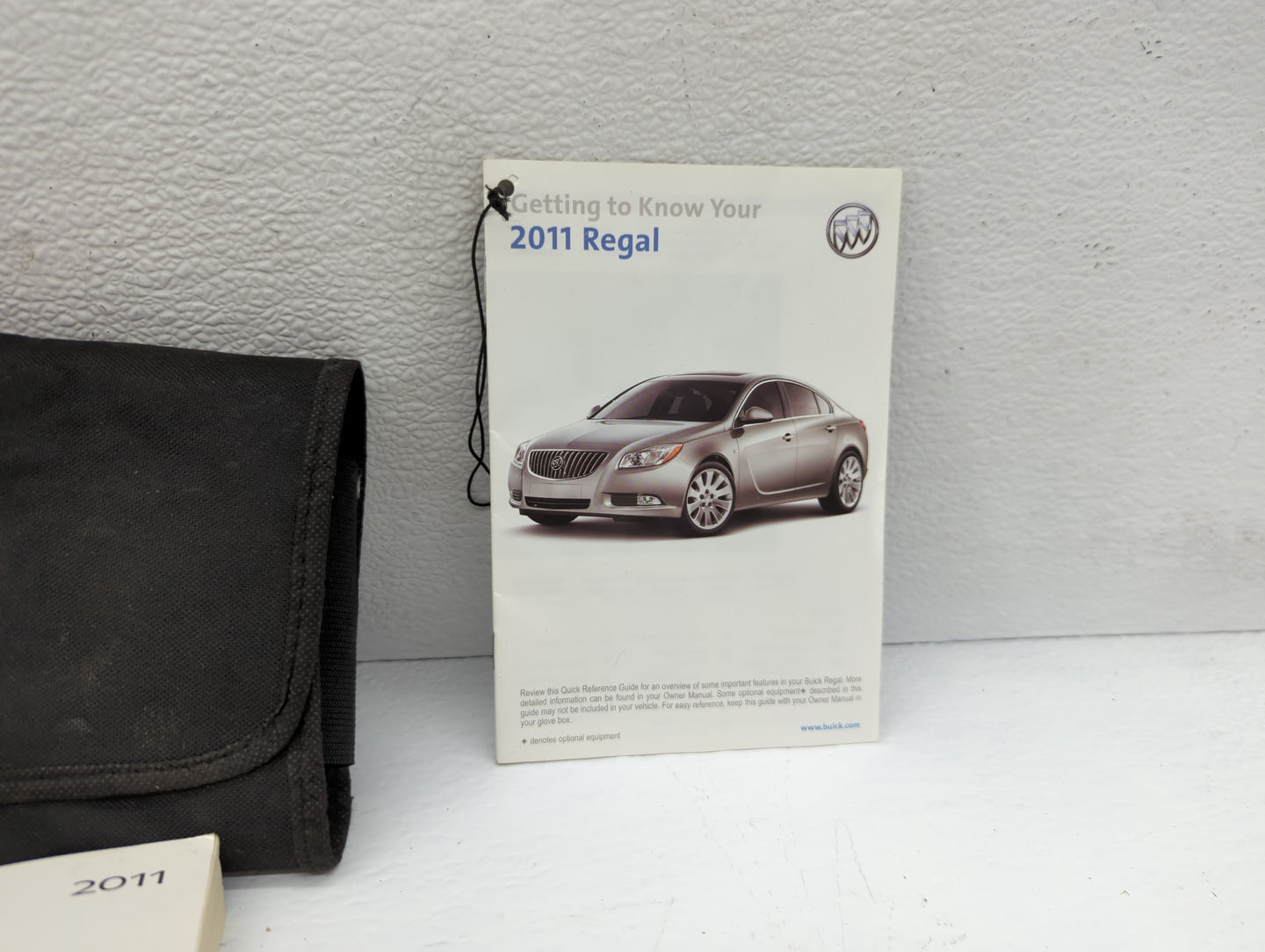 2011 Buick Regal Owners Manual Book Guide OEM Used Auto Parts - Oemusedautoparts1.com