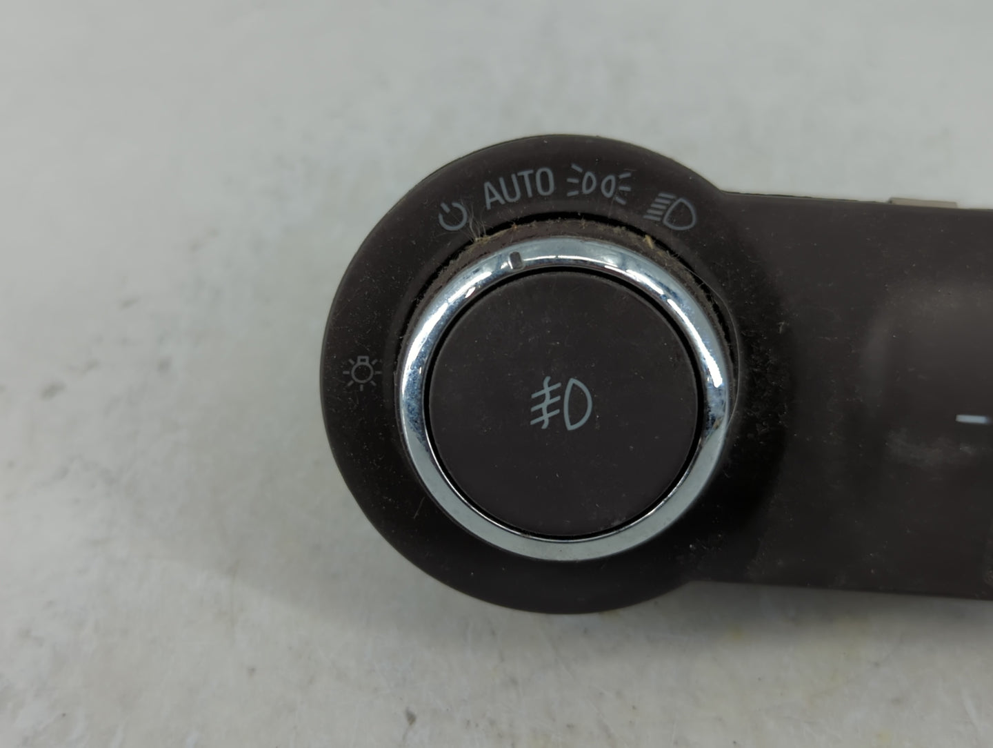 2011-2013 Buick Regal Headlight Head Light Switch Lamp Control - Oemusedautoparts1.com