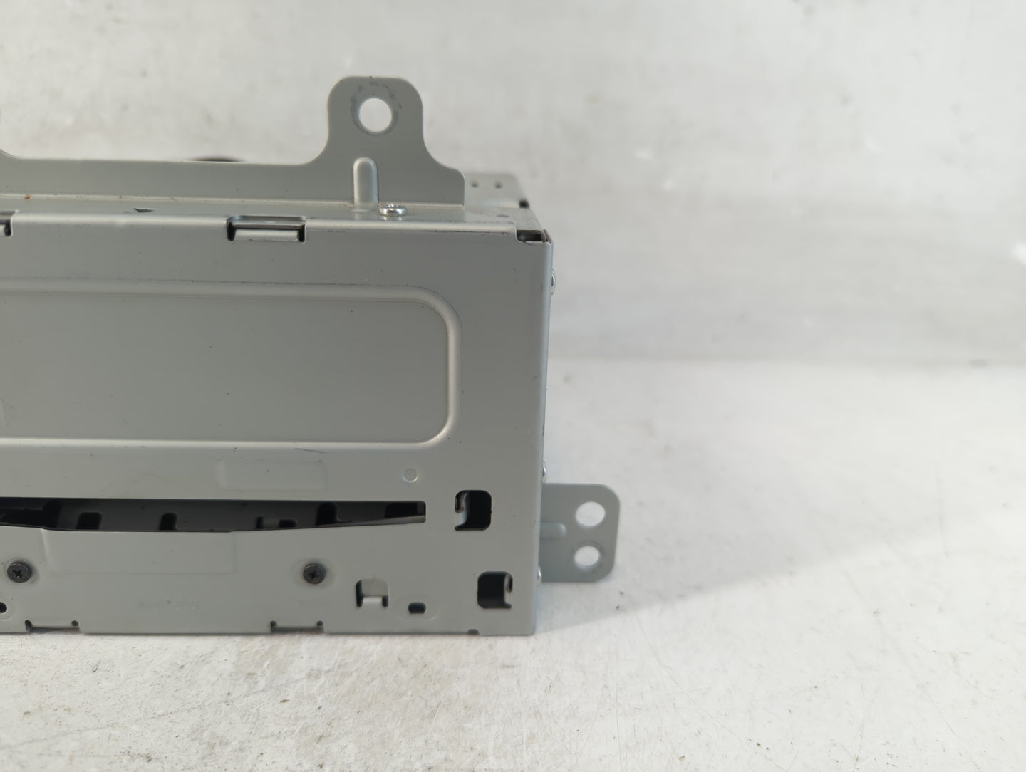 2011-2012 Buick Regal Radio AM FM Cd Player Receiver Replacement P/N:20983517 Fits Fits 2010 2011 2012 OEM Used Auto Parts -