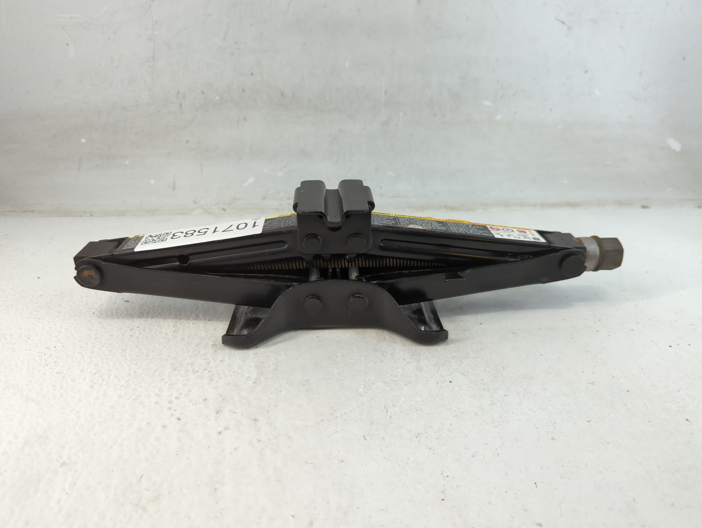 2011 Buick Regal Spare Scissor Car Jack - Oemusedautoparts1.com