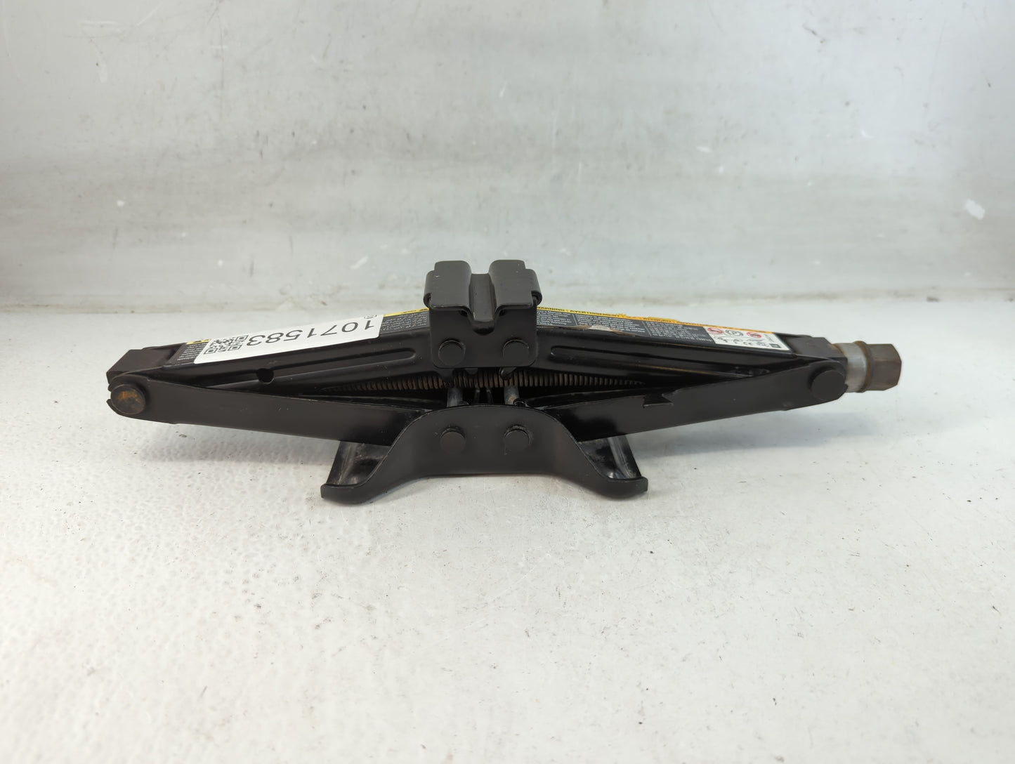 2011 Buick Regal Spare Scissor Car Jack - Oemusedautoparts1.com