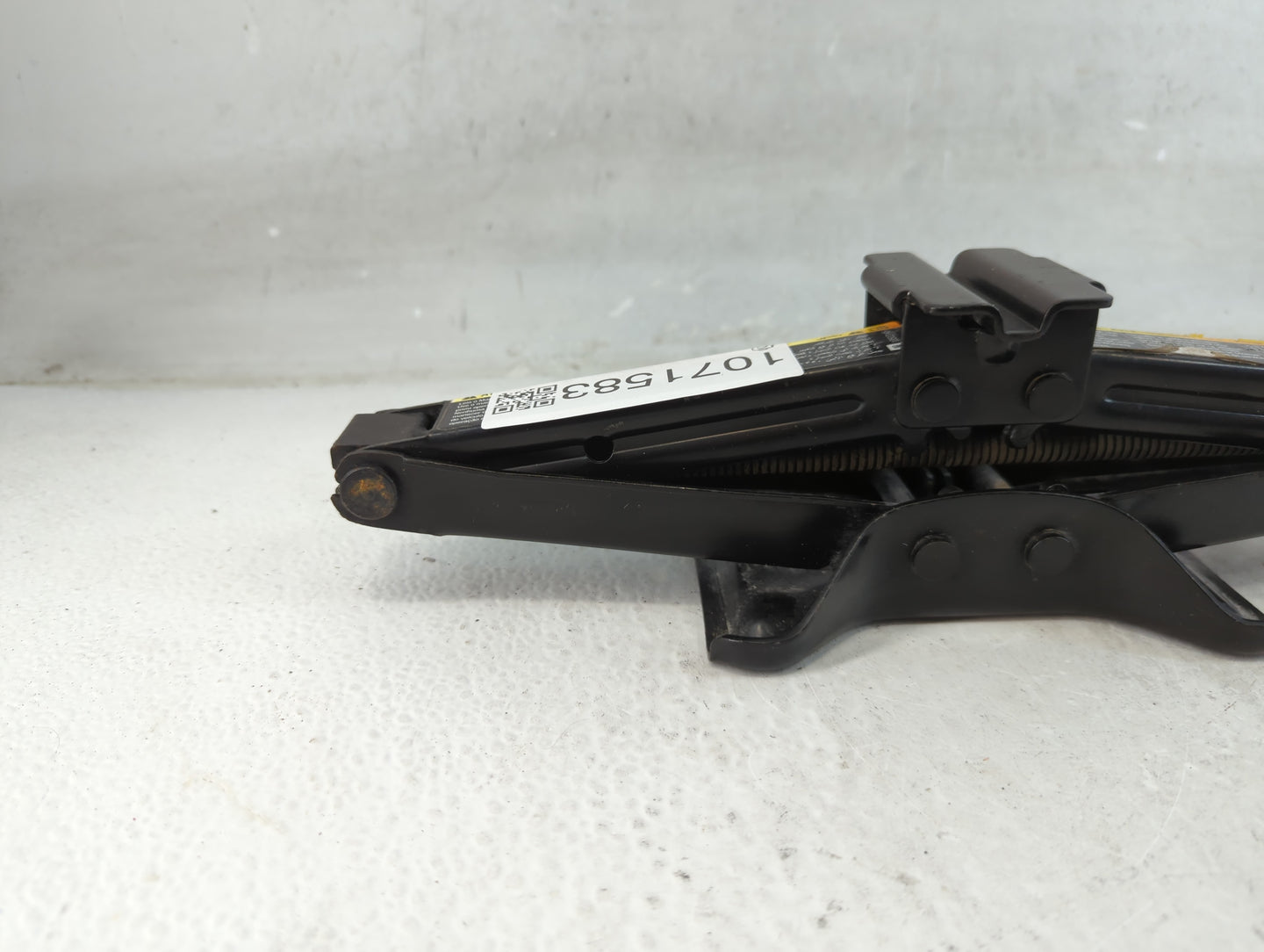2011 Buick Regal Spare Scissor Car Jack - Oemusedautoparts1.com