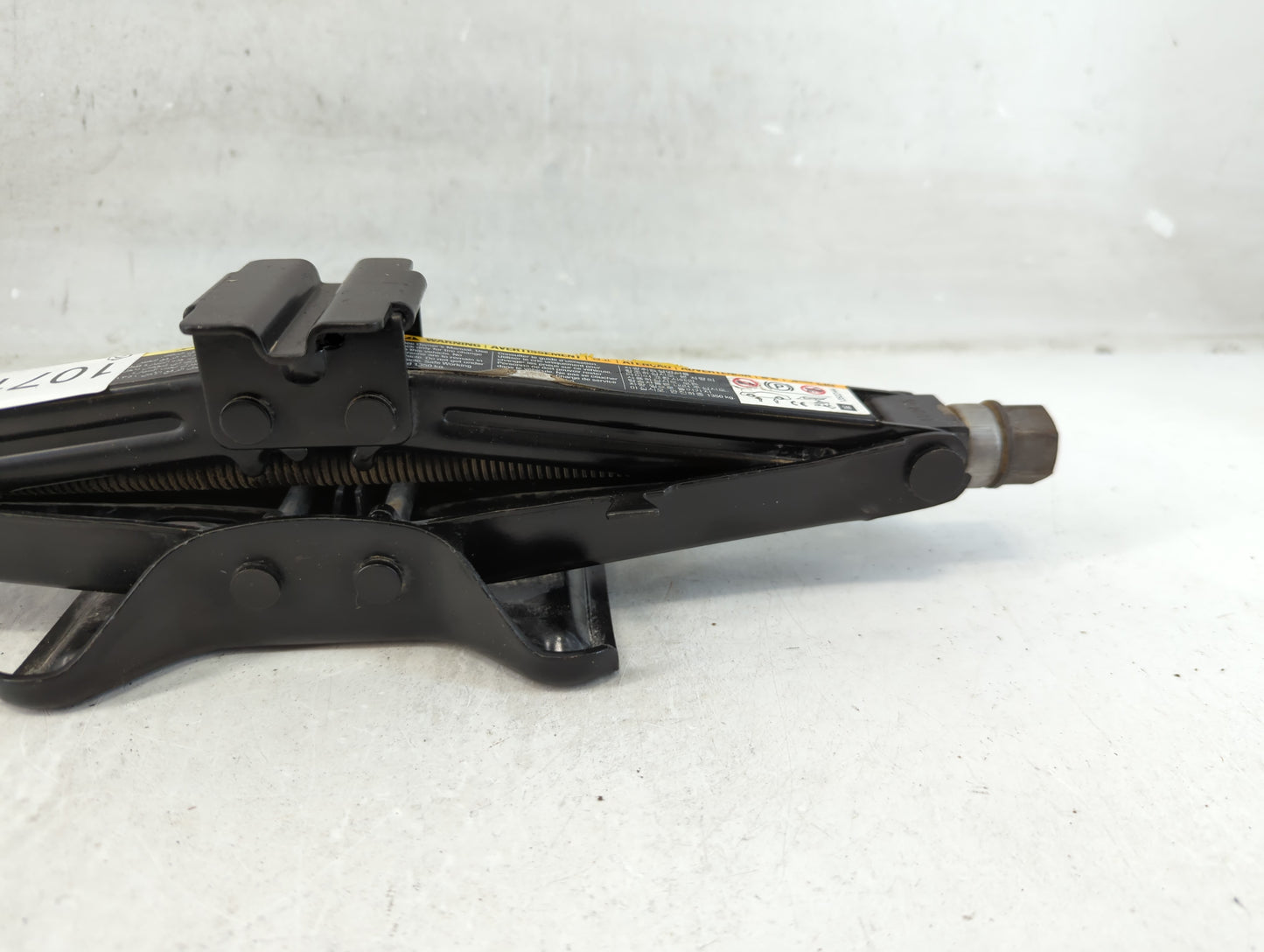 2011 Buick Regal Spare Scissor Car Jack - Oemusedautoparts1.com