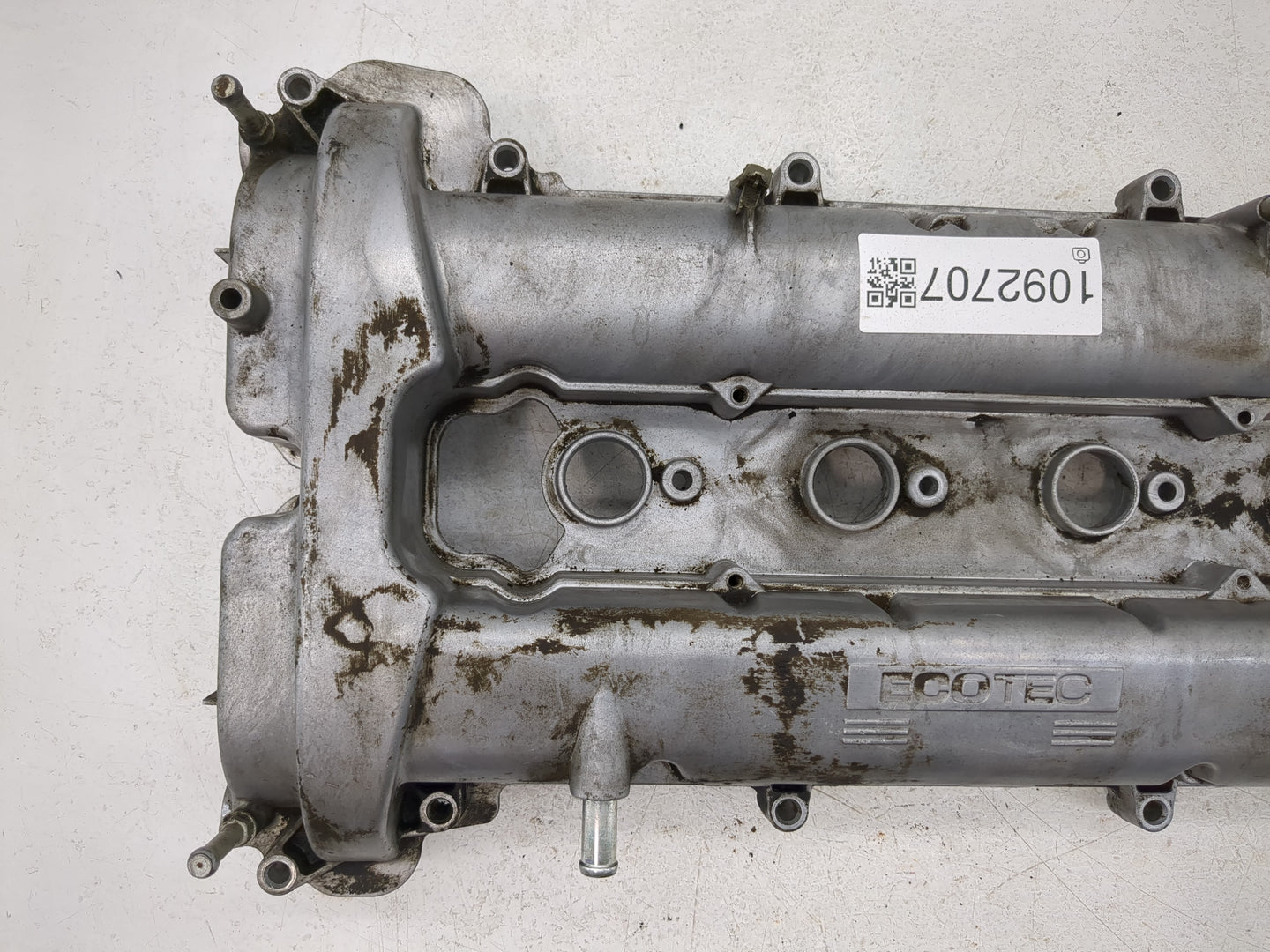 2011 Buick Regal Driver Left Cylinder Head Valve Cover Fits OEM Used Auto Parts - Oemusedautoparts1.com