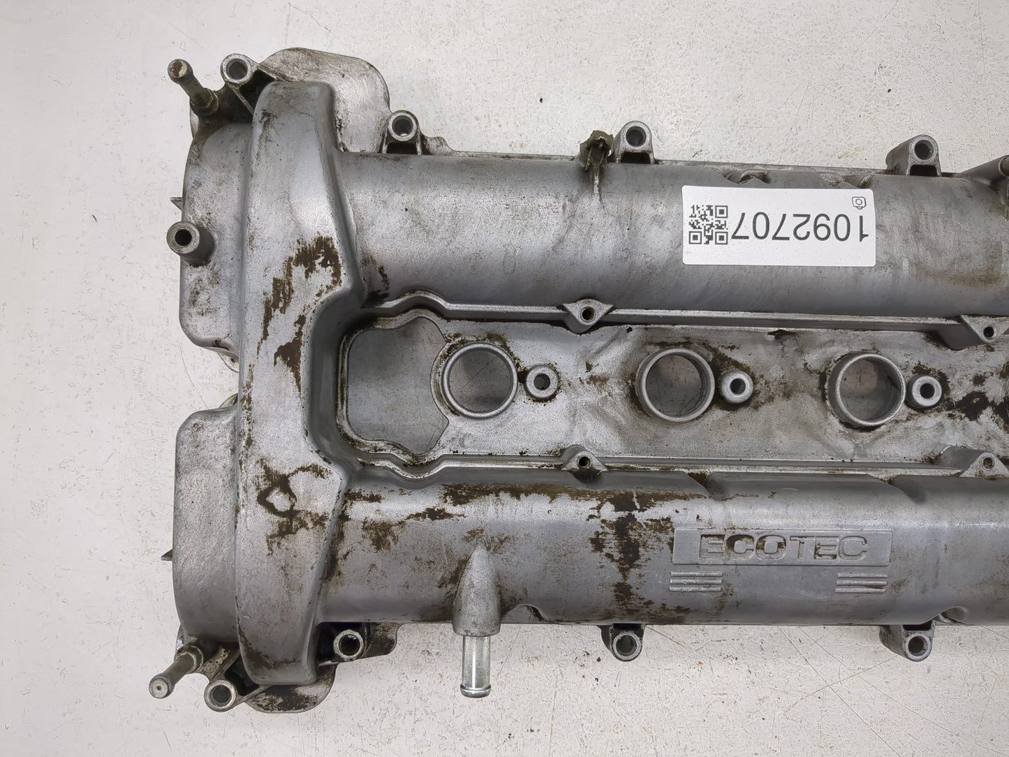 2011 Buick Regal Driver Left Cylinder Head Valve Cover Fits OEM Used Auto Parts - Oemusedautoparts1.com