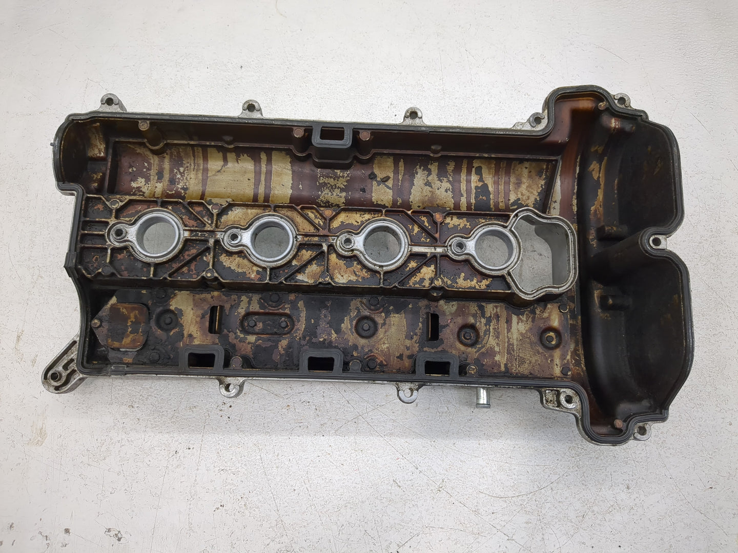 2011 Buick Regal Driver Left Cylinder Head Valve Cover Fits OEM Used Auto Parts - Oemusedautoparts1.com