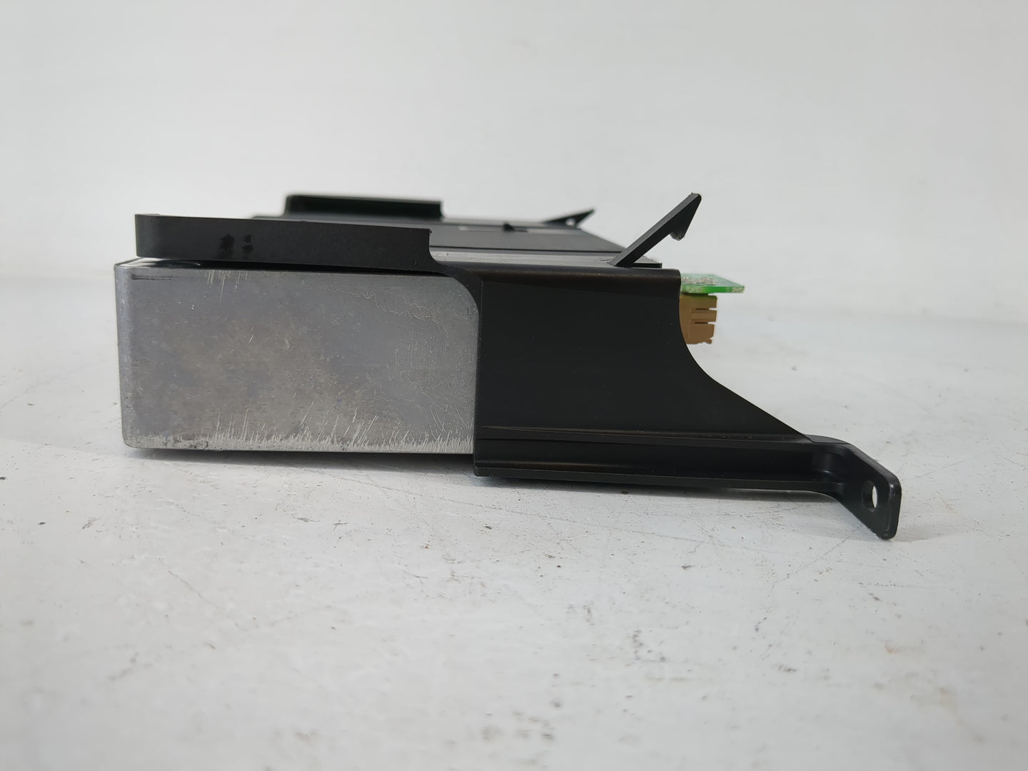 Buick Regal Communication Control Module - Oemusedautoparts1.com
