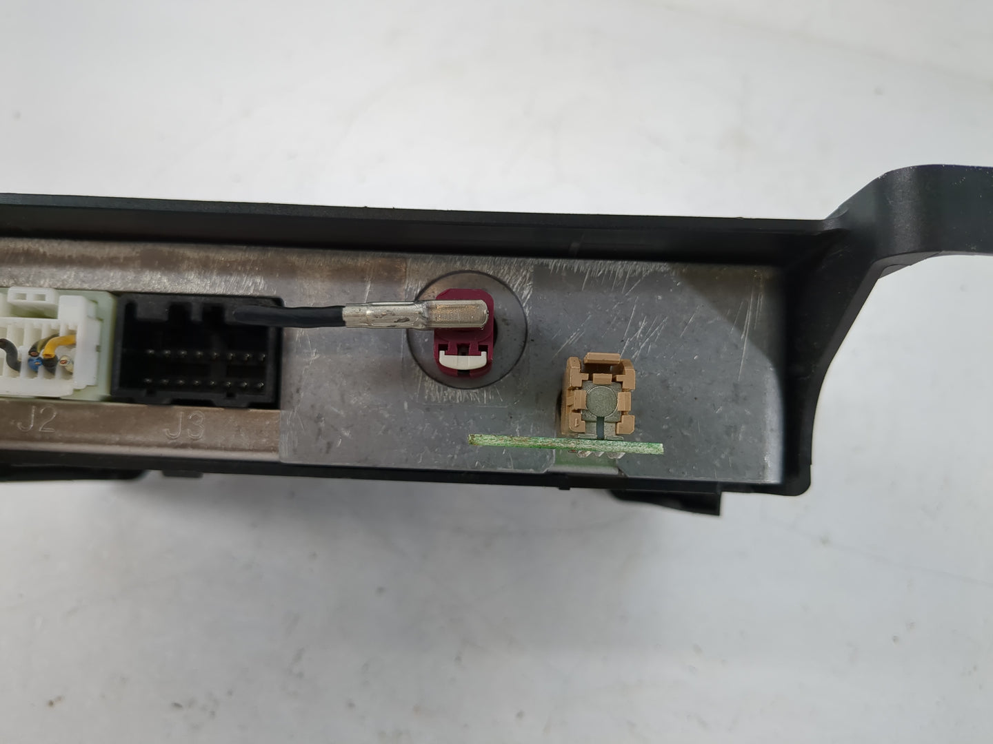 Buick Regal Communication Control Module - Oemusedautoparts1.com