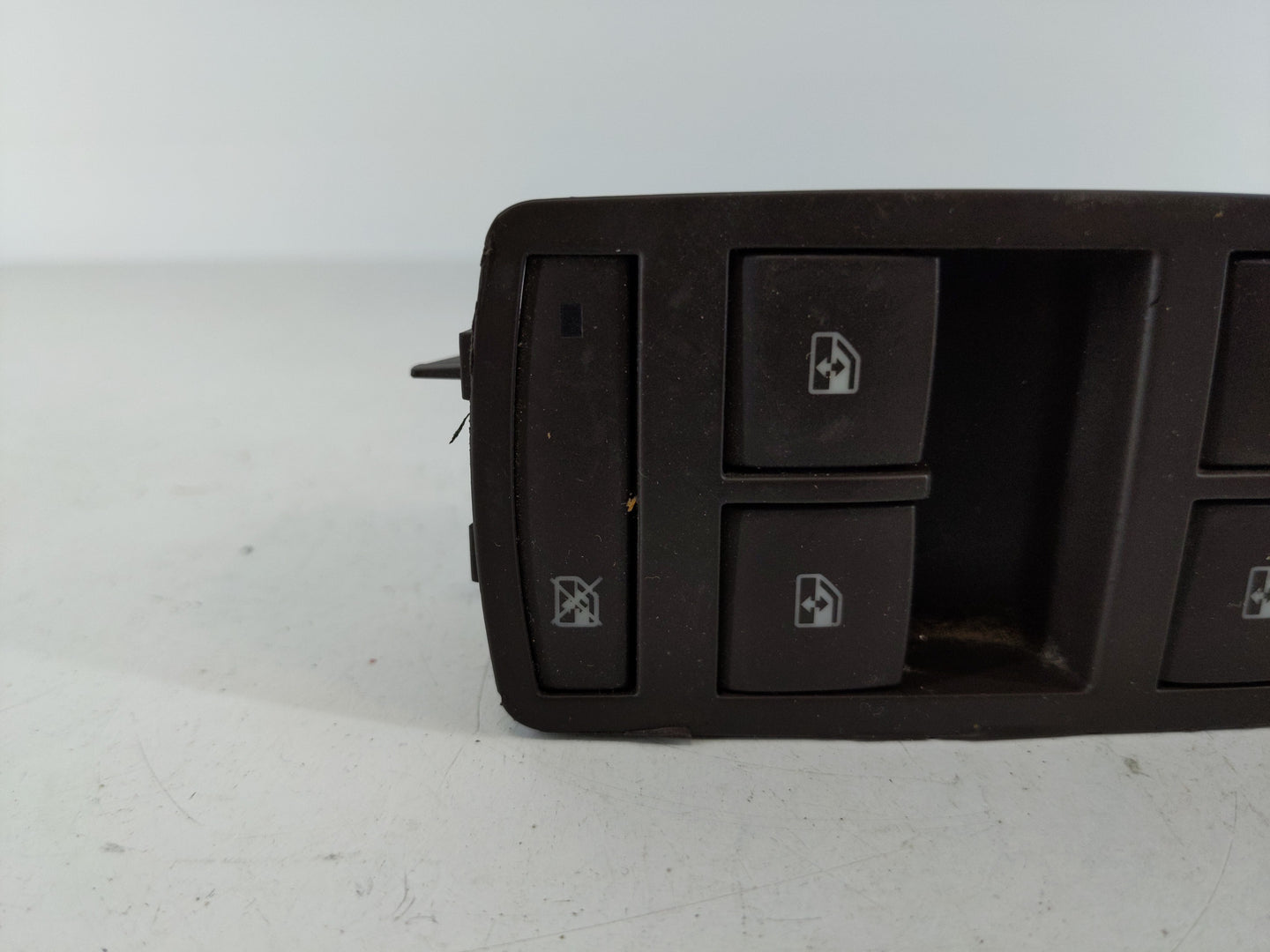 2011 Buick Regal Master Power Window Switch Replacement Driver Side Left P/N:13320973 Fits Fits 2012 OEM Used Auto Parts - O