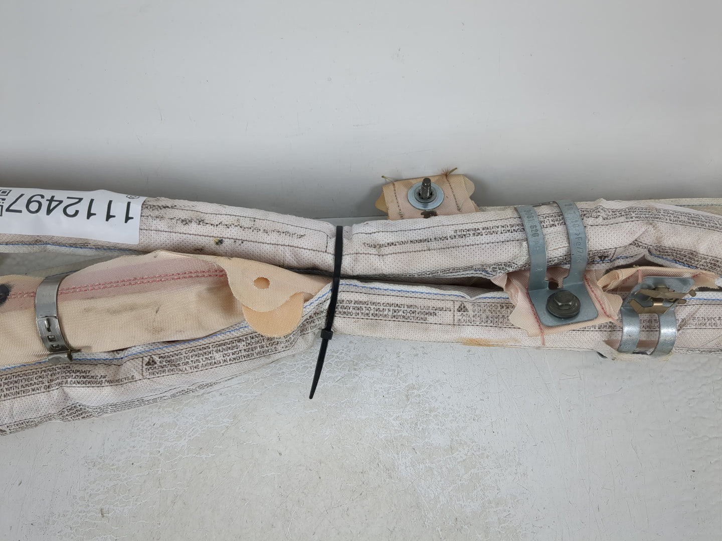 2011 Buick Regal Air Bag Driver Left Knee OEM P/N:13222998 Fits OEM Used Auto Parts - Oemusedautoparts1.com