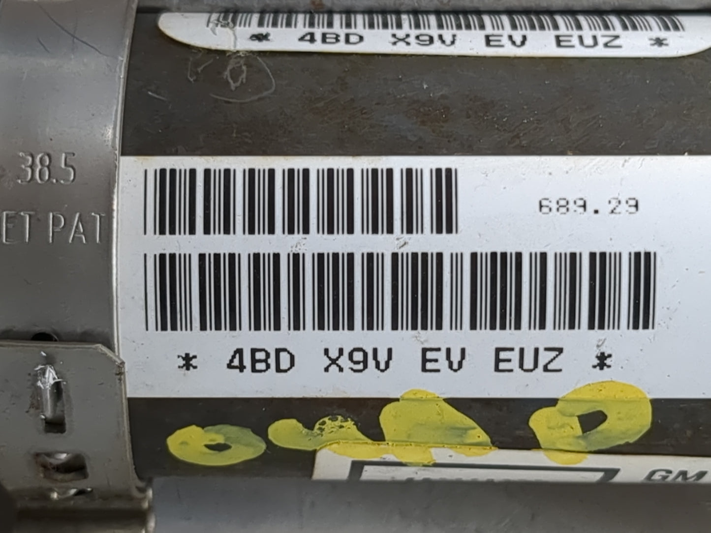 2011 Buick Regal Air Bag Driver Left Knee OEM P/N:13222998 Fits OEM Used Auto Parts - Oemusedautoparts1.com