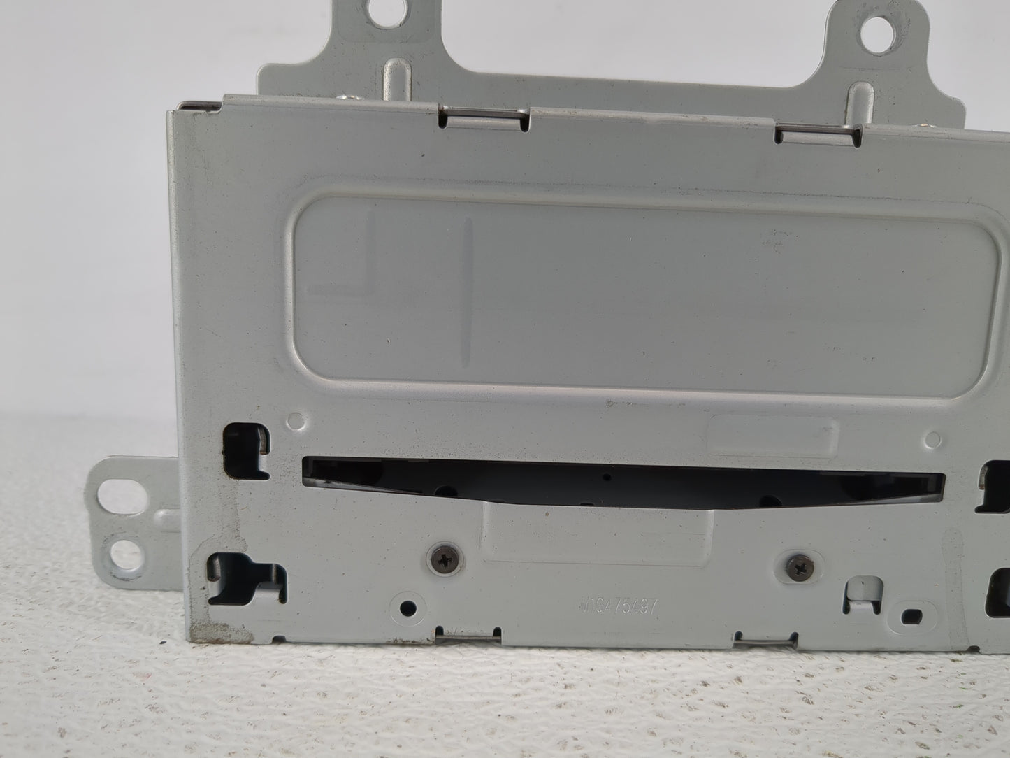 2011-2012 Buick Regal Radio AM FM Cd Player Receiver Replacement P/N:20983517 Fits Fits 2010 2011 2012 OEM Used Auto Parts -