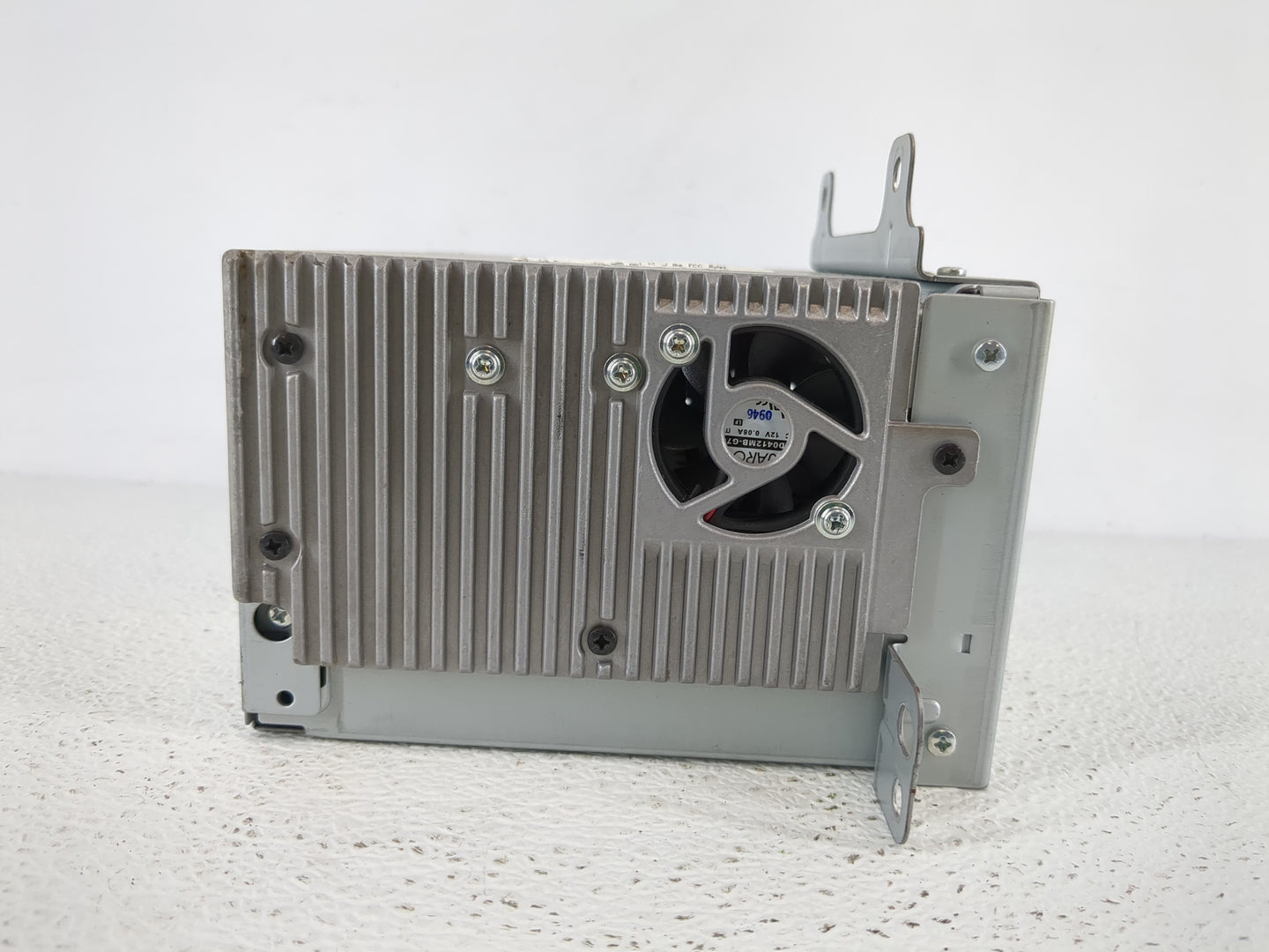 2011-2012 Buick Regal Radio AM FM Cd Player Receiver Replacement P/N:20983517 Fits Fits 2010 2011 2012 OEM Used Auto Parts -